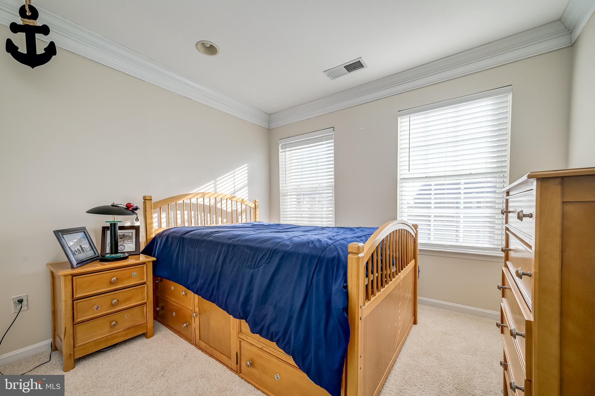 INDEPENDENCE - Residential