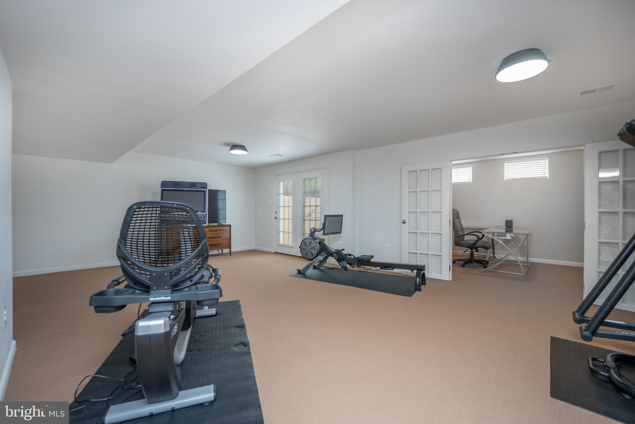 SADDLE RIDGE ESTATES - Residential