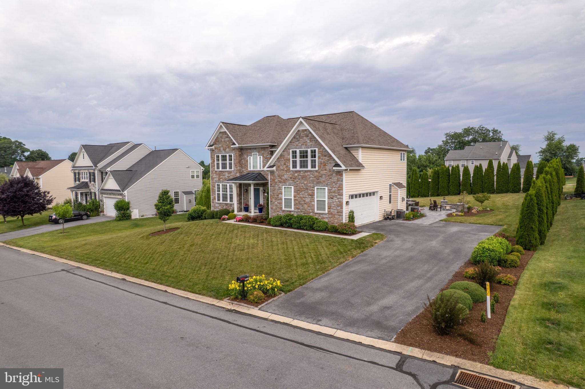 SADDLE RIDGE ESTATES - Residential