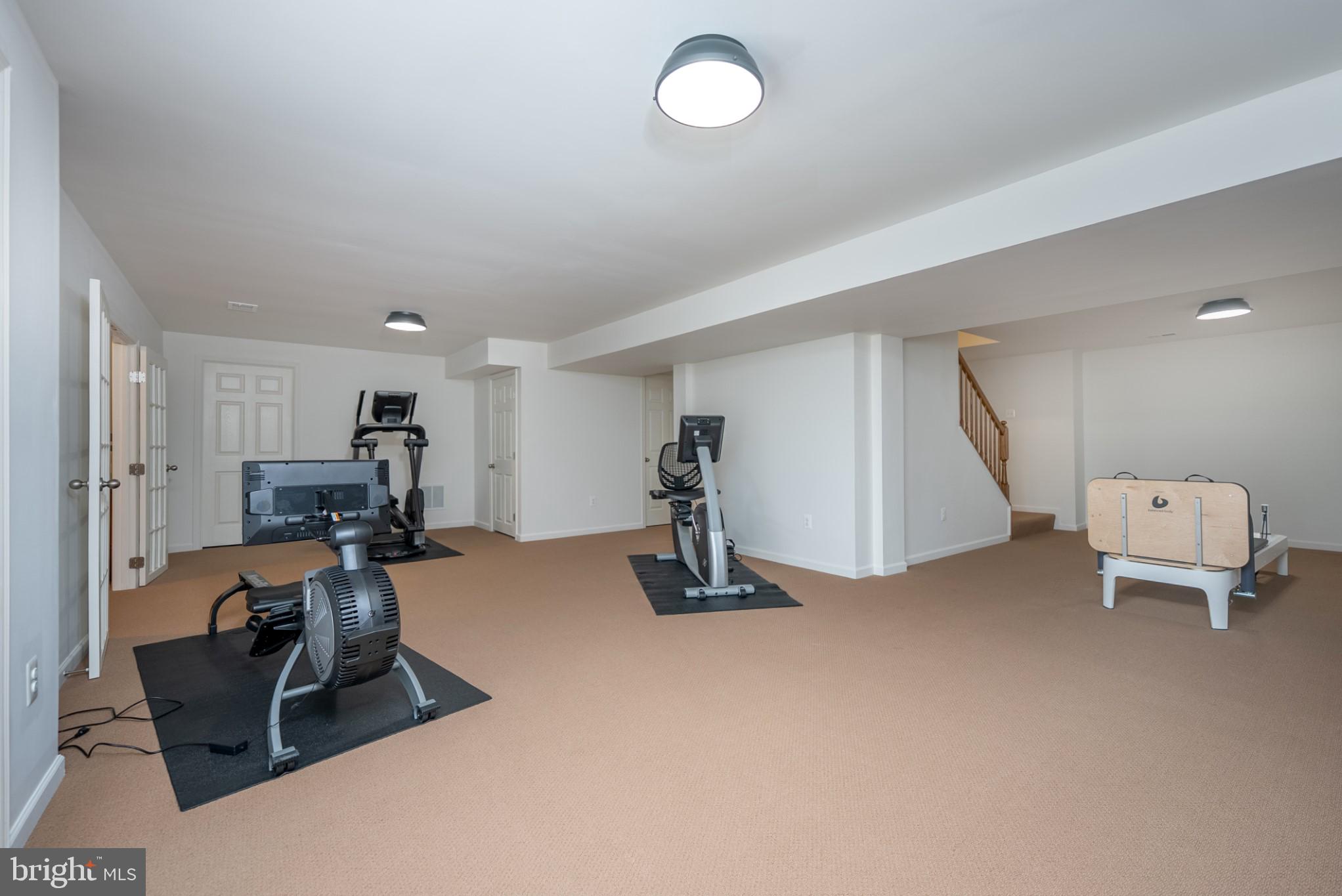SADDLE RIDGE ESTATES - Residential