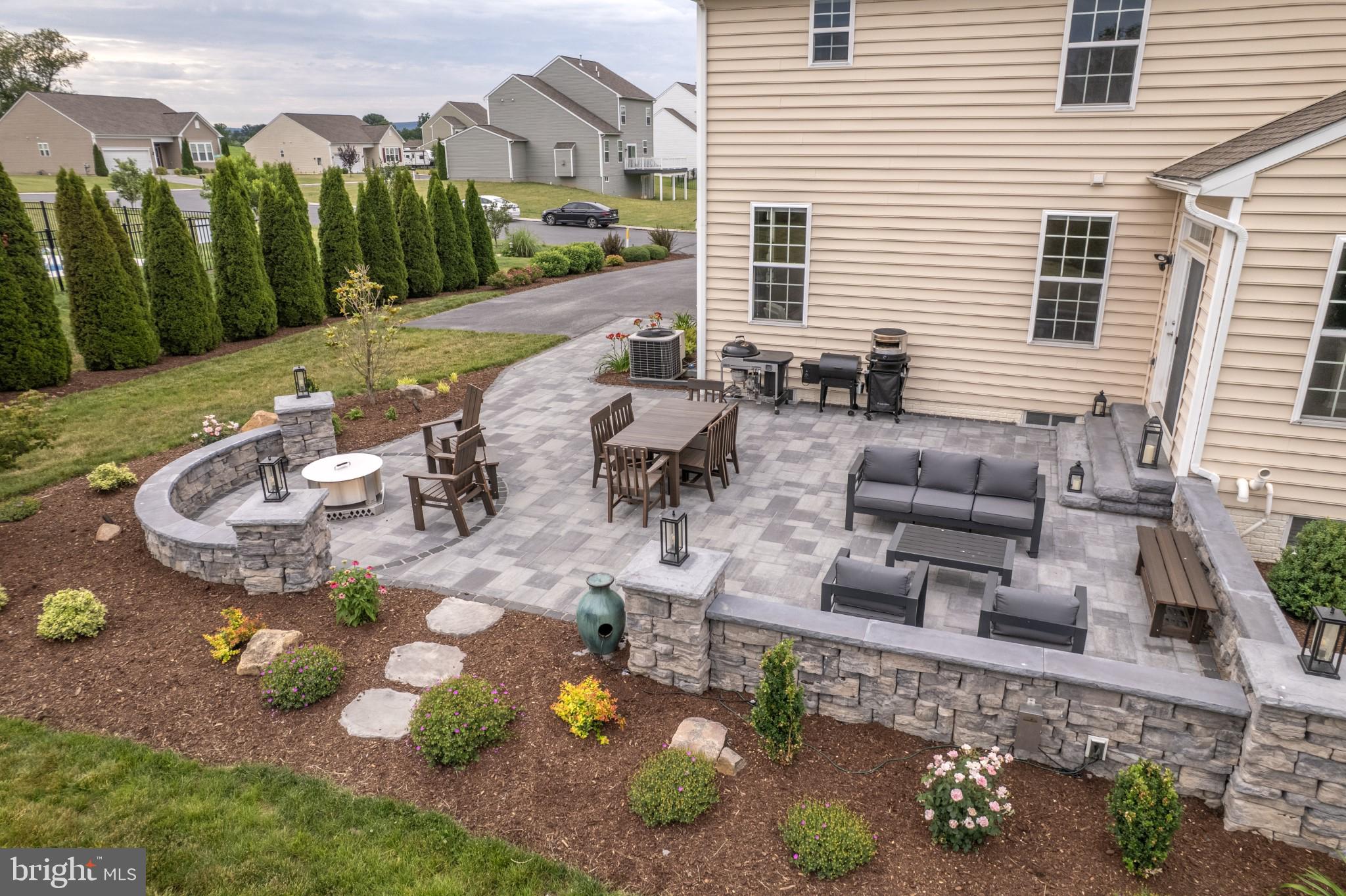 SADDLE RIDGE ESTATES - Residential