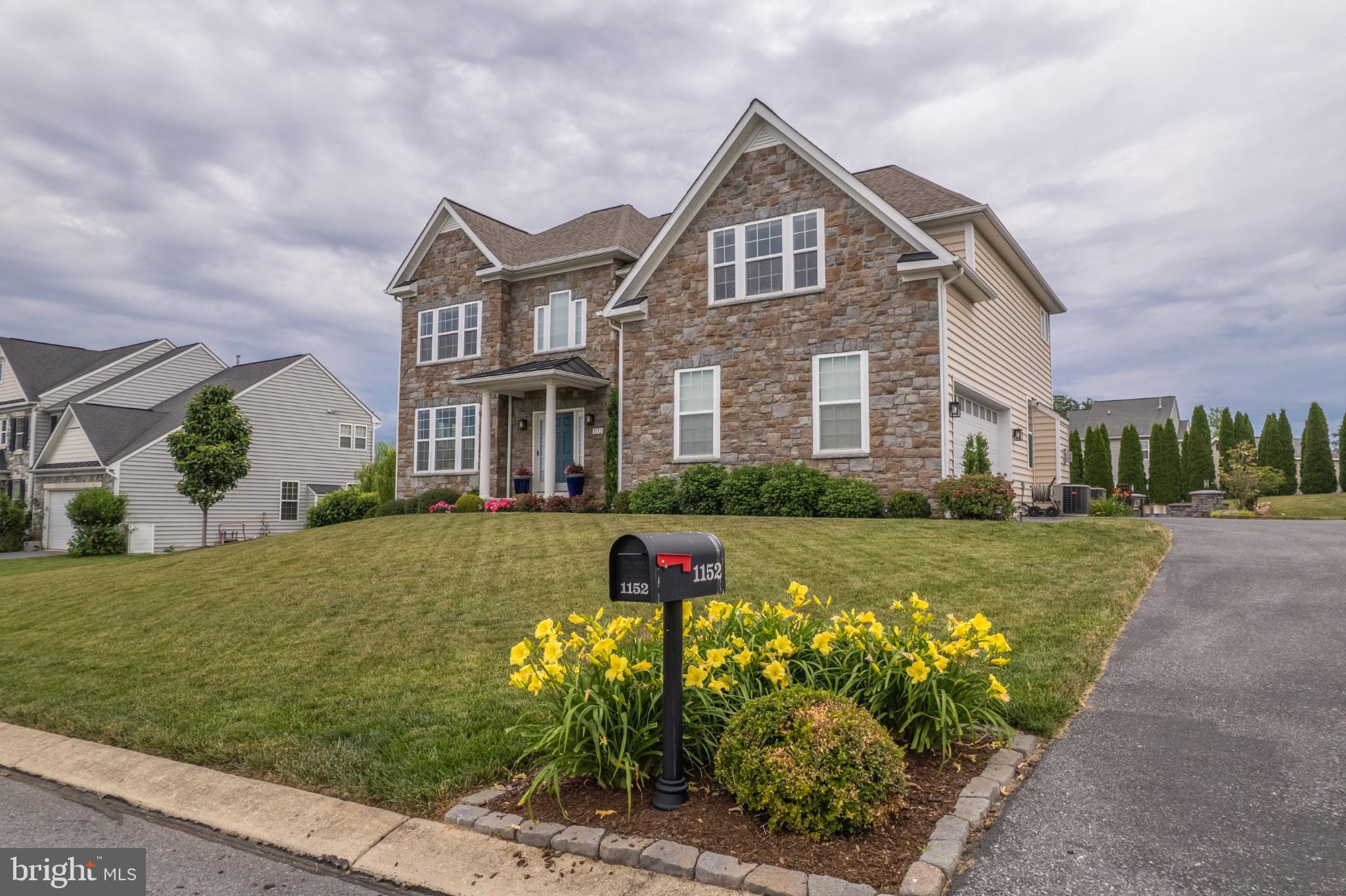 SADDLE RIDGE ESTATES - Residential