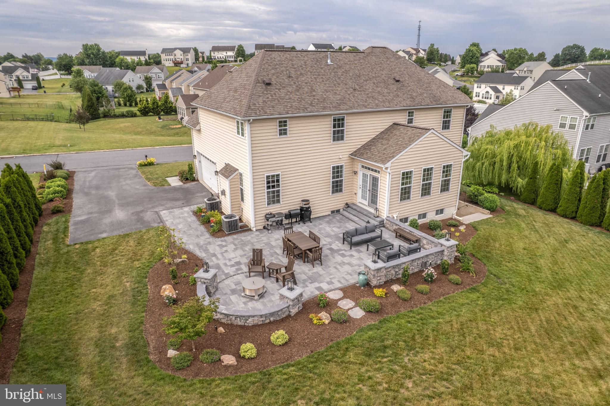 SADDLE RIDGE ESTATES - Residential
