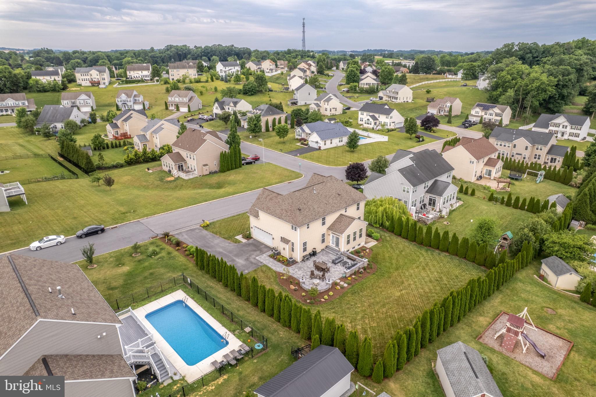 SADDLE RIDGE ESTATES - Residential
