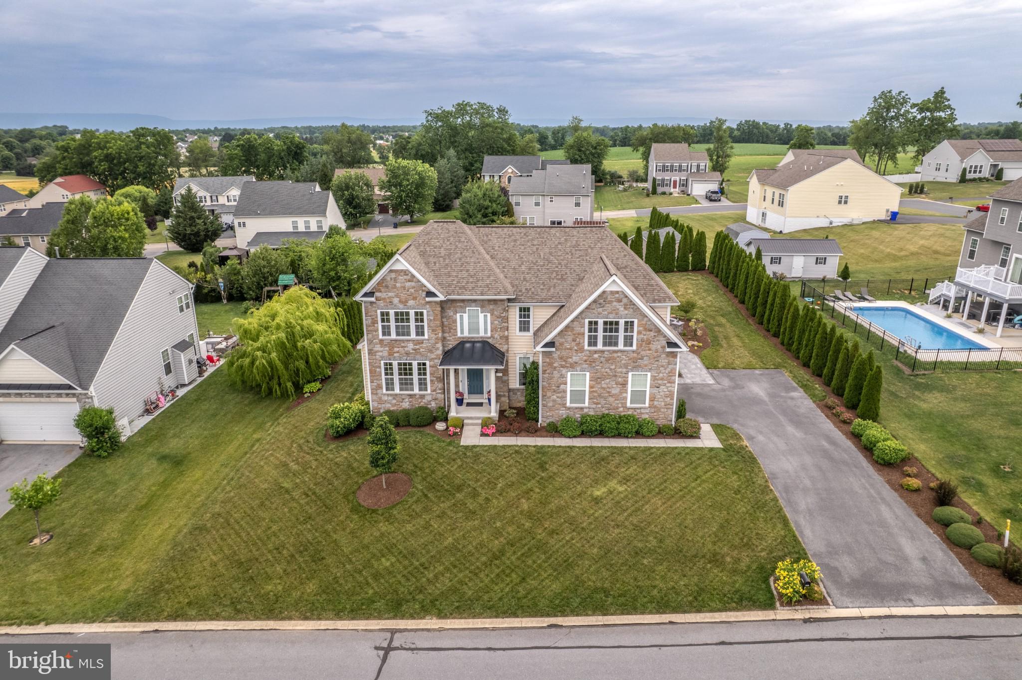SADDLE RIDGE ESTATES - Residential