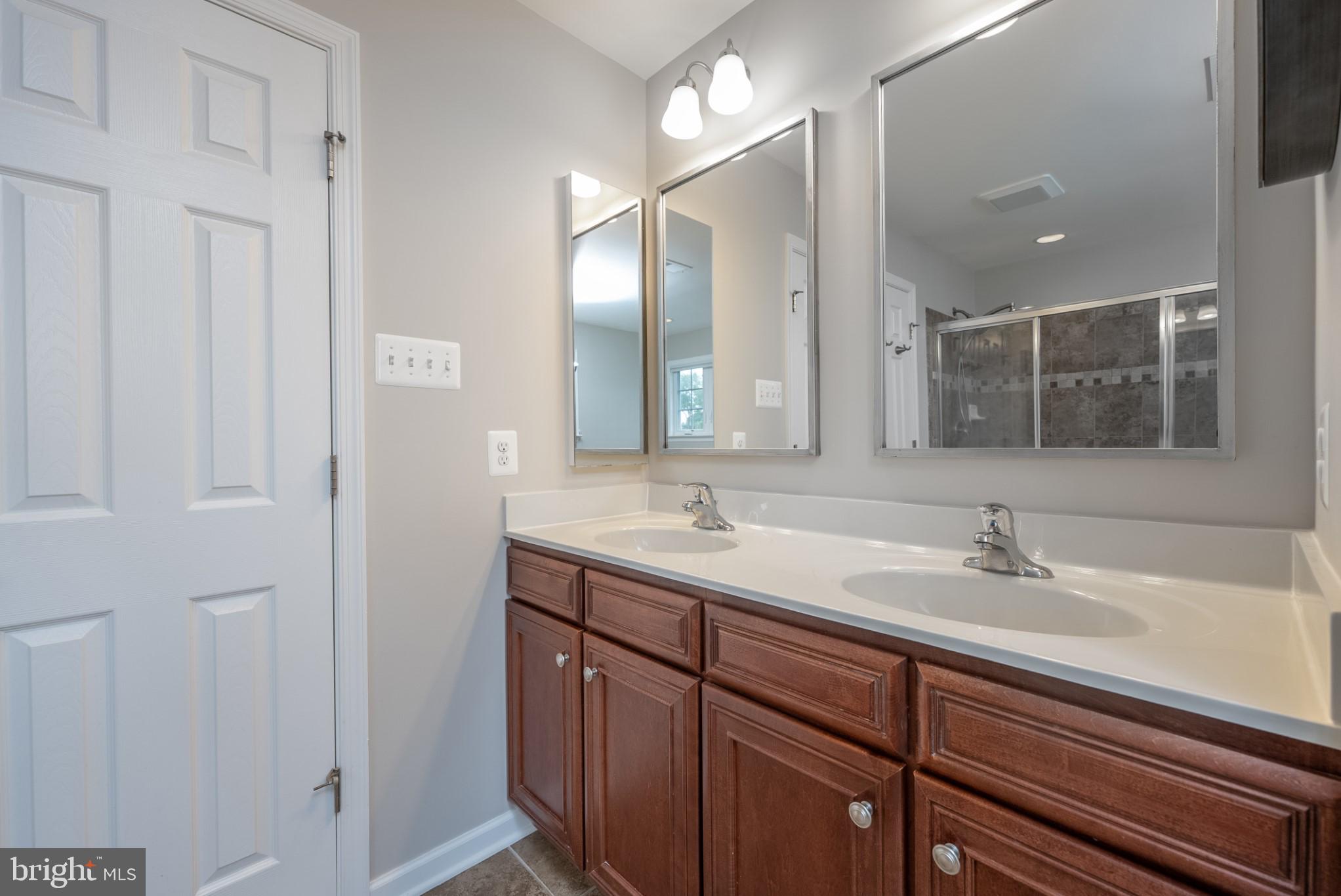 SADDLE RIDGE ESTATES - Residential