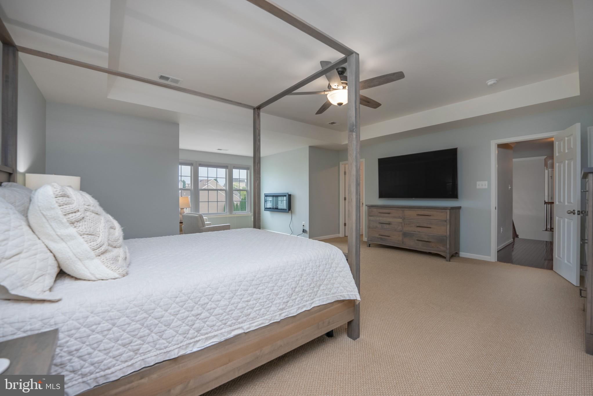 SADDLE RIDGE ESTATES - Residential