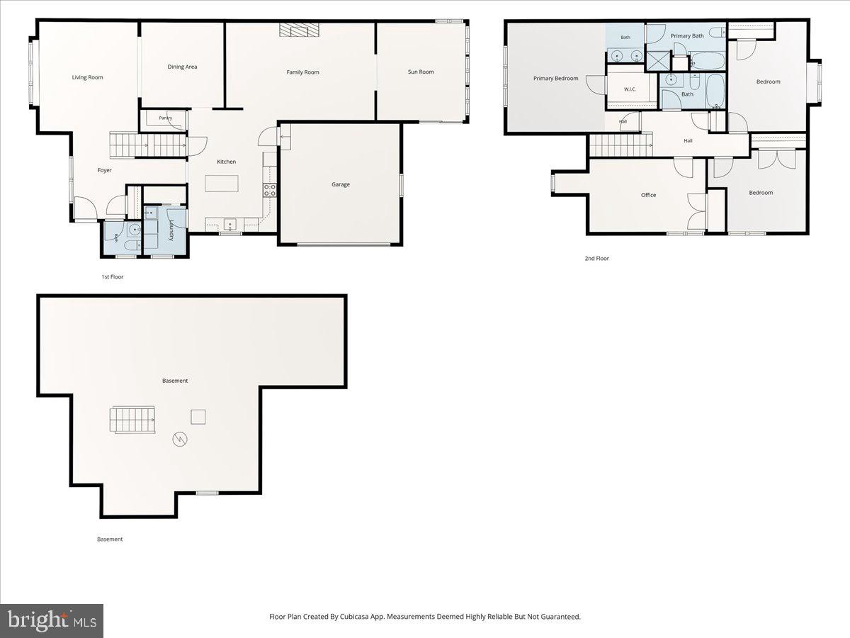 TWIN HILLS - Residential