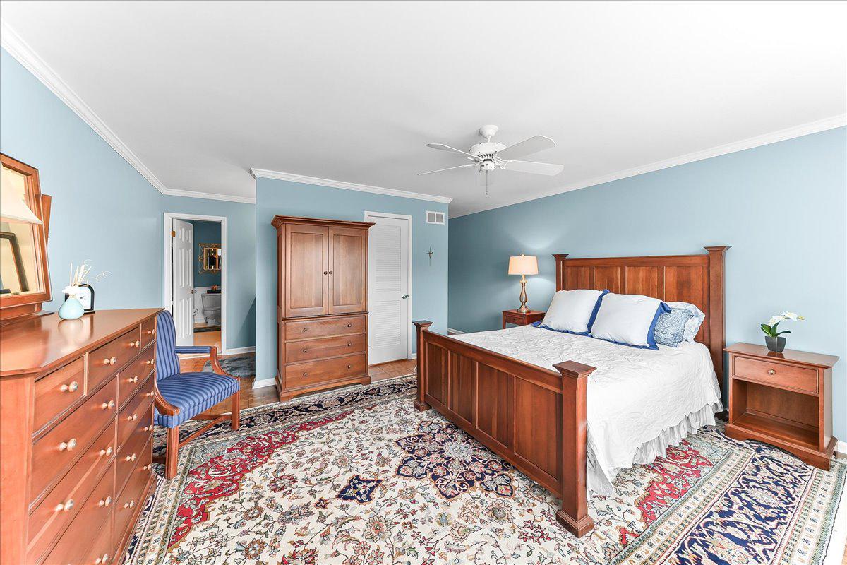 TWIN HILLS - Residential