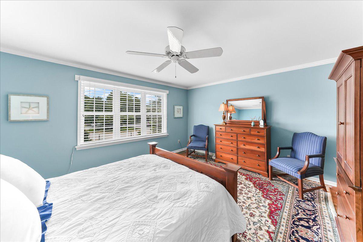 TWIN HILLS - Residential
