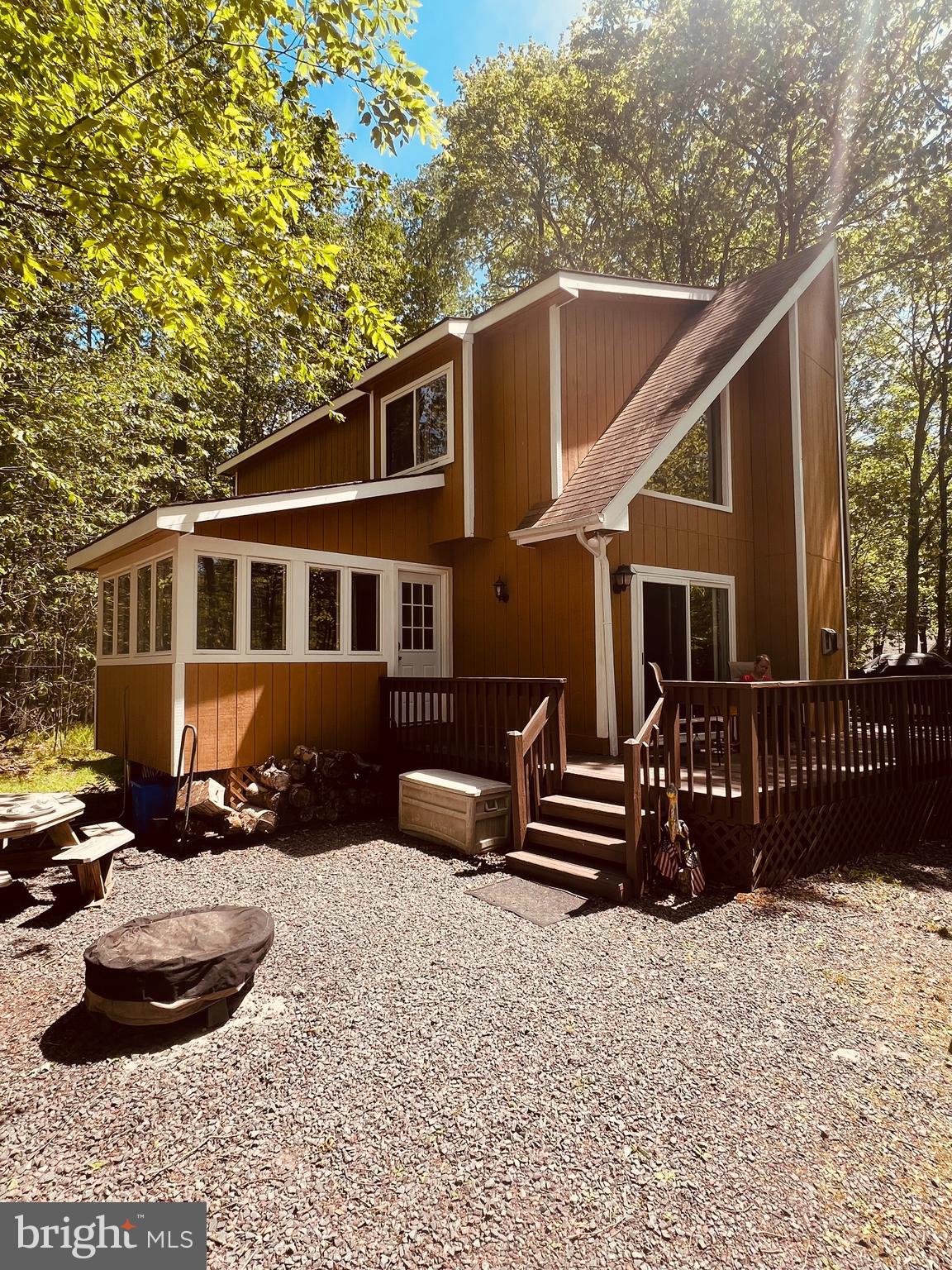 ARROWHEAD LAKE - Residential
