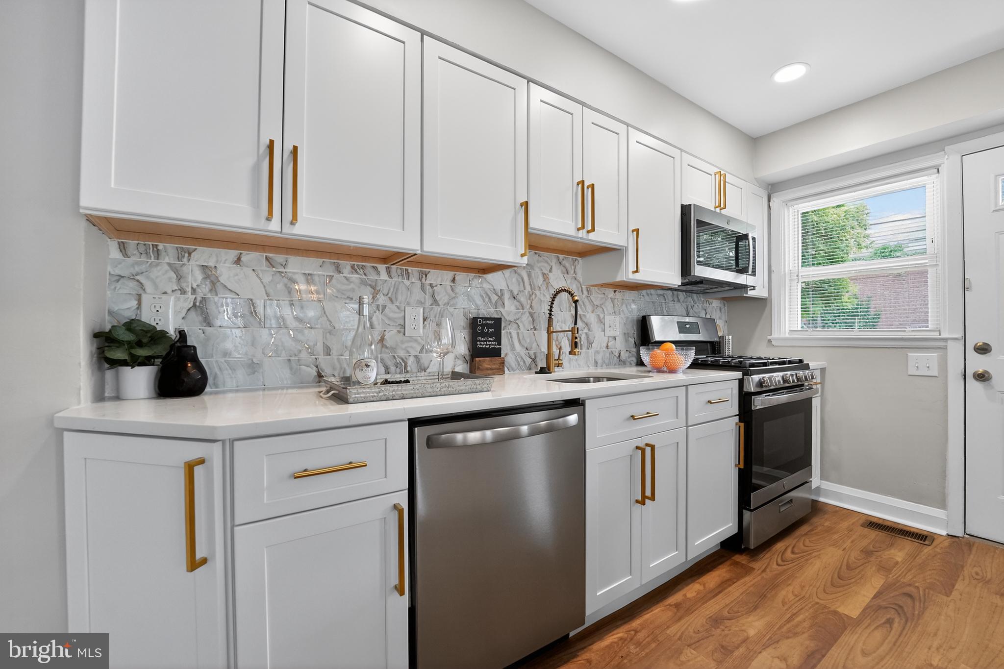 ROGNEL HEIGHTS - Residential