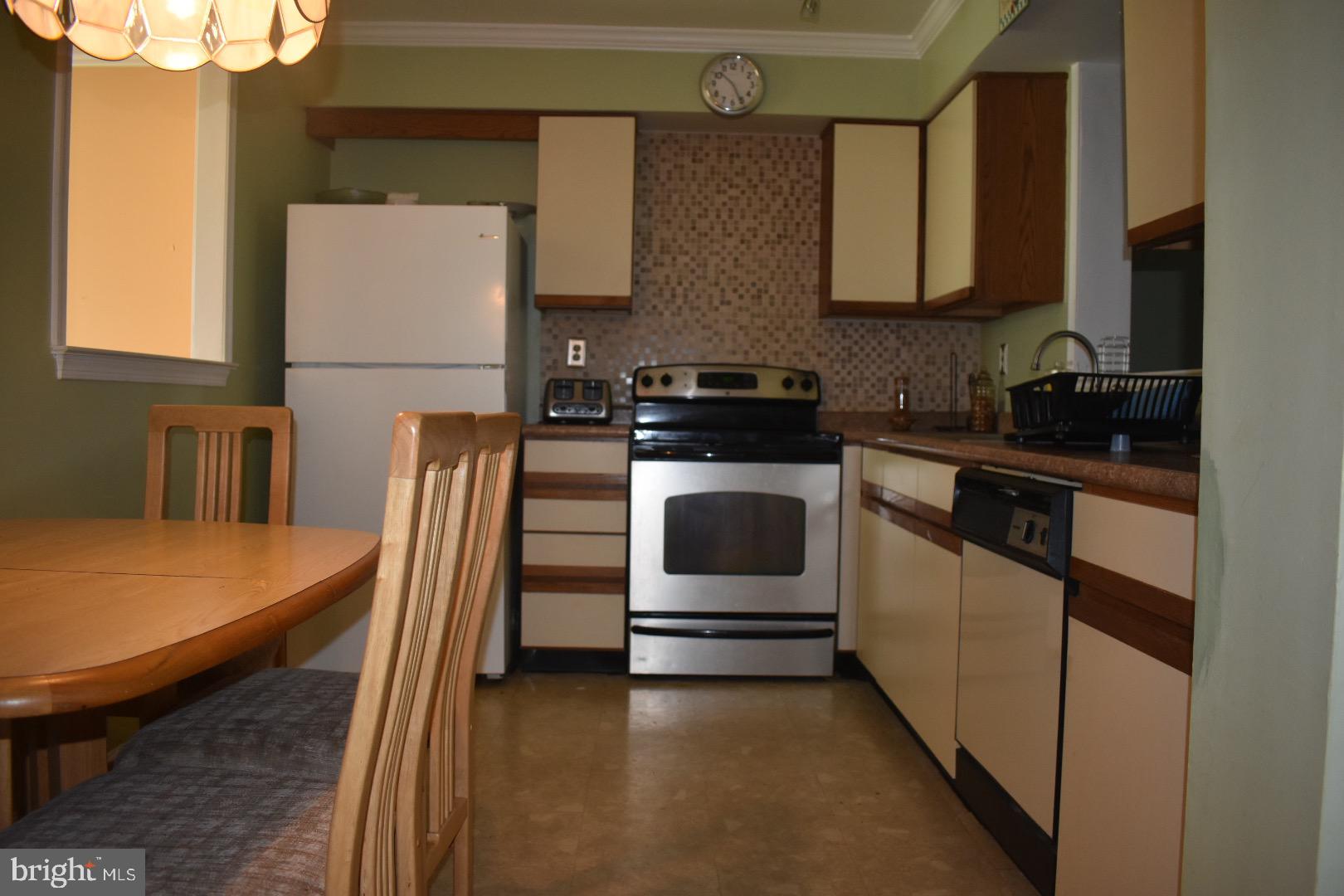 RHONDDA - Residential