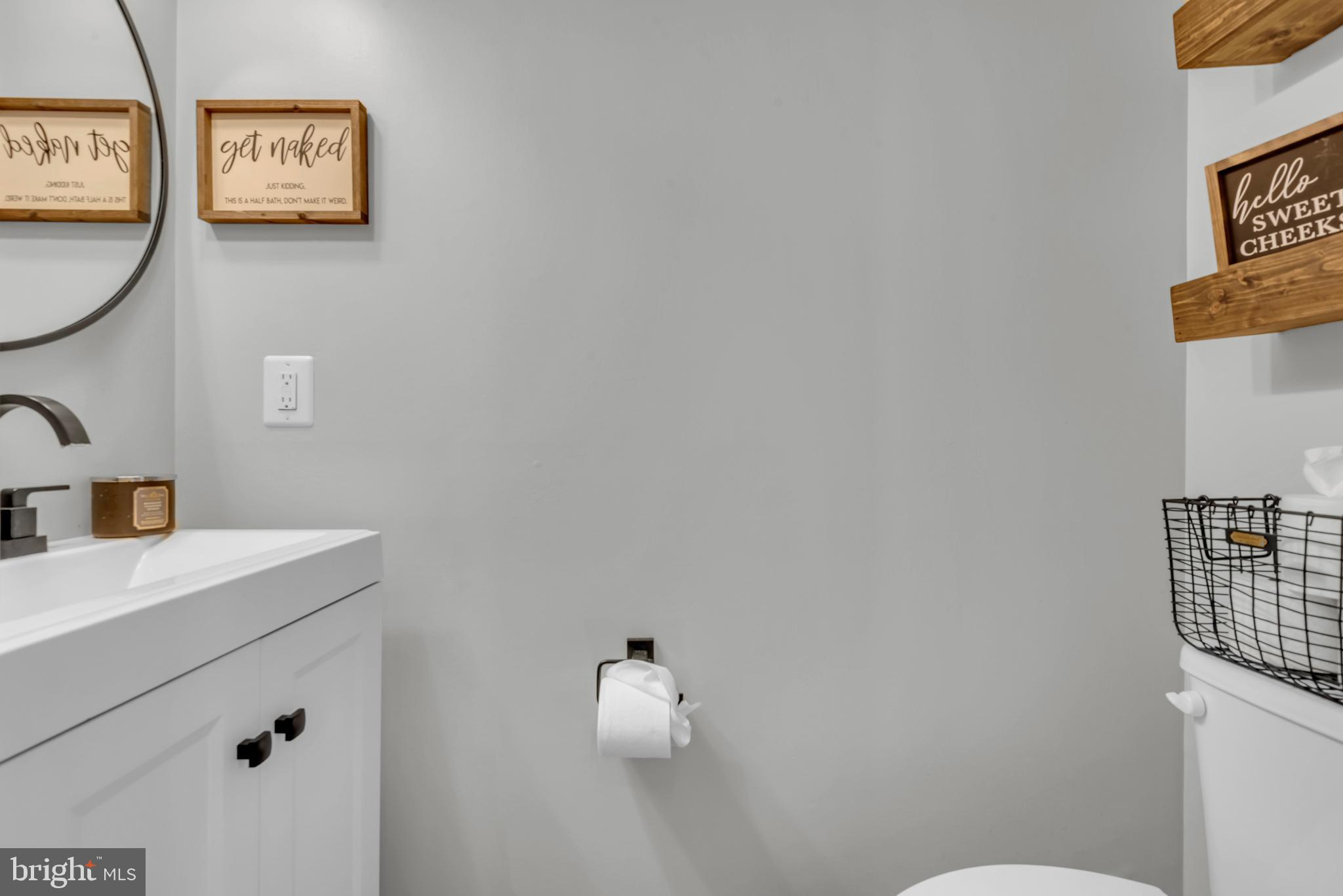CREEKSIDE VILLAGE - Residential