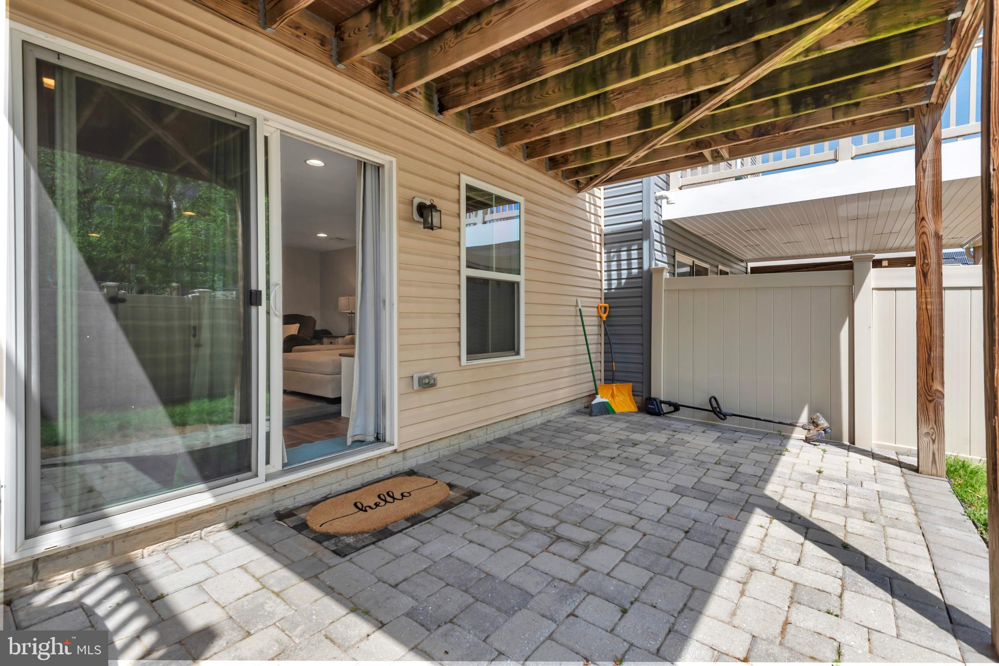 CREEKSIDE VILLAGE - Residential