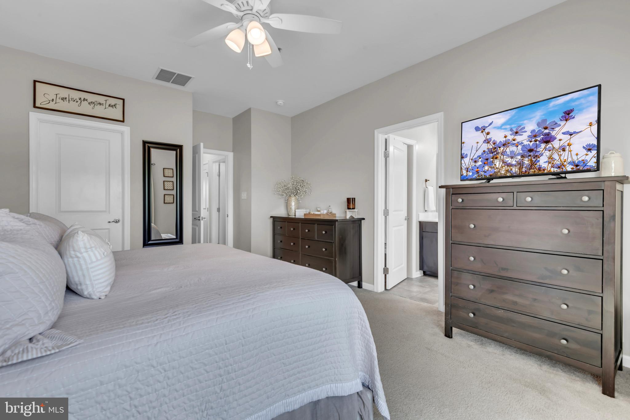 CREEKSIDE VILLAGE - Residential