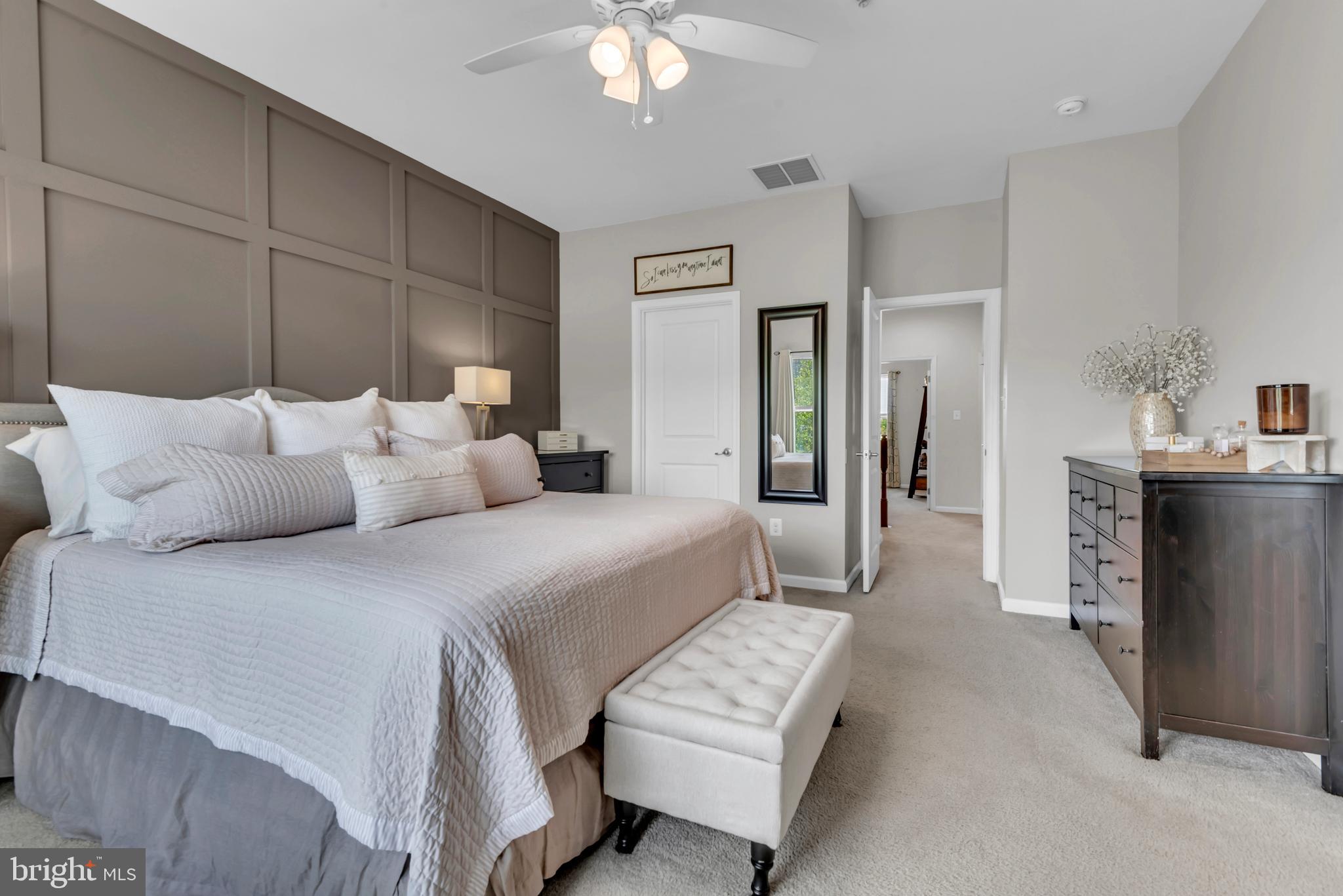 CREEKSIDE VILLAGE - Residential