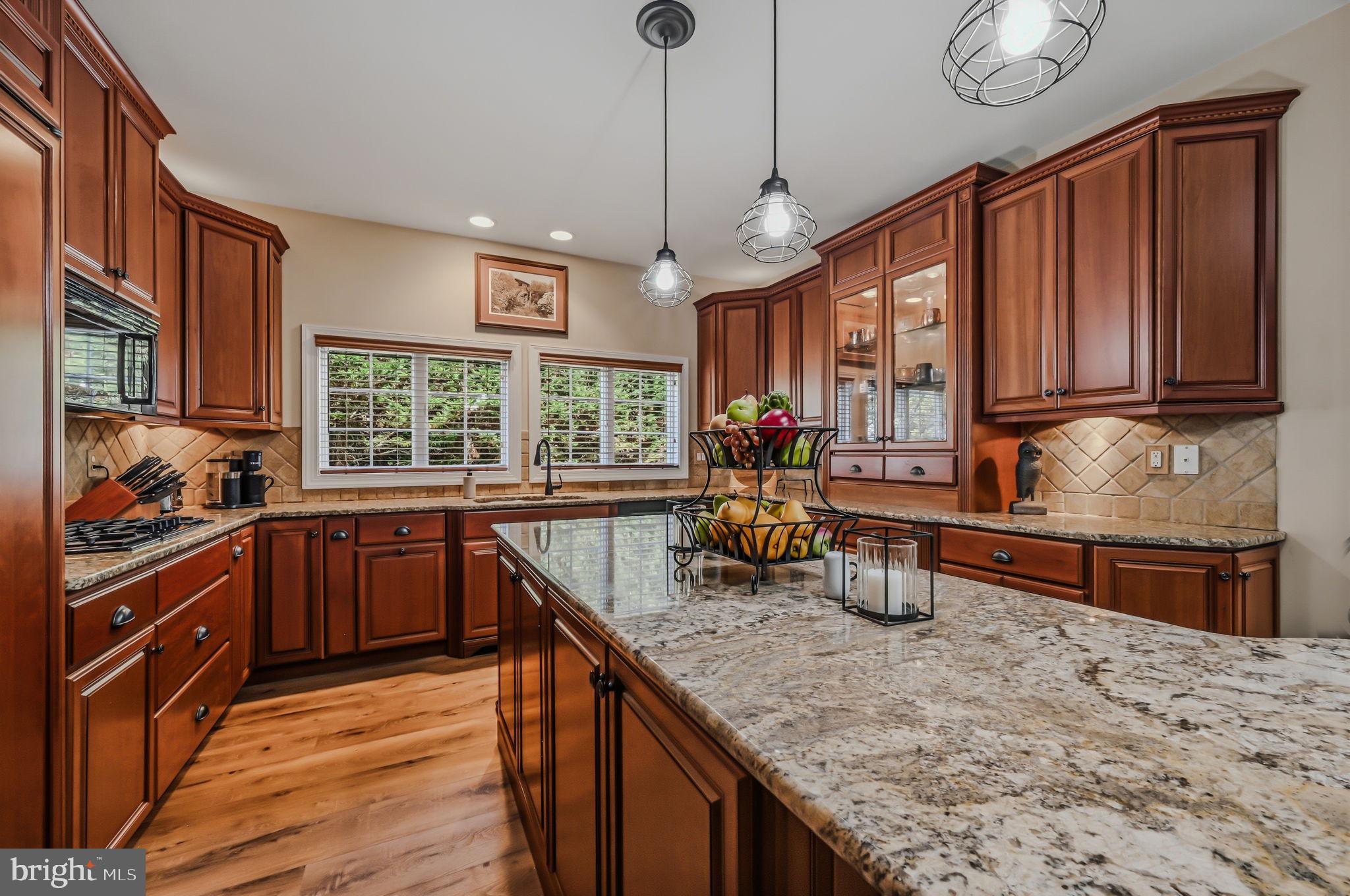 HADLEYS MILL - Residential