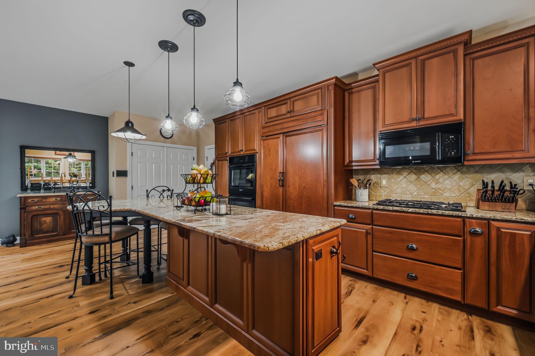 HADLEYS MILL - Residential