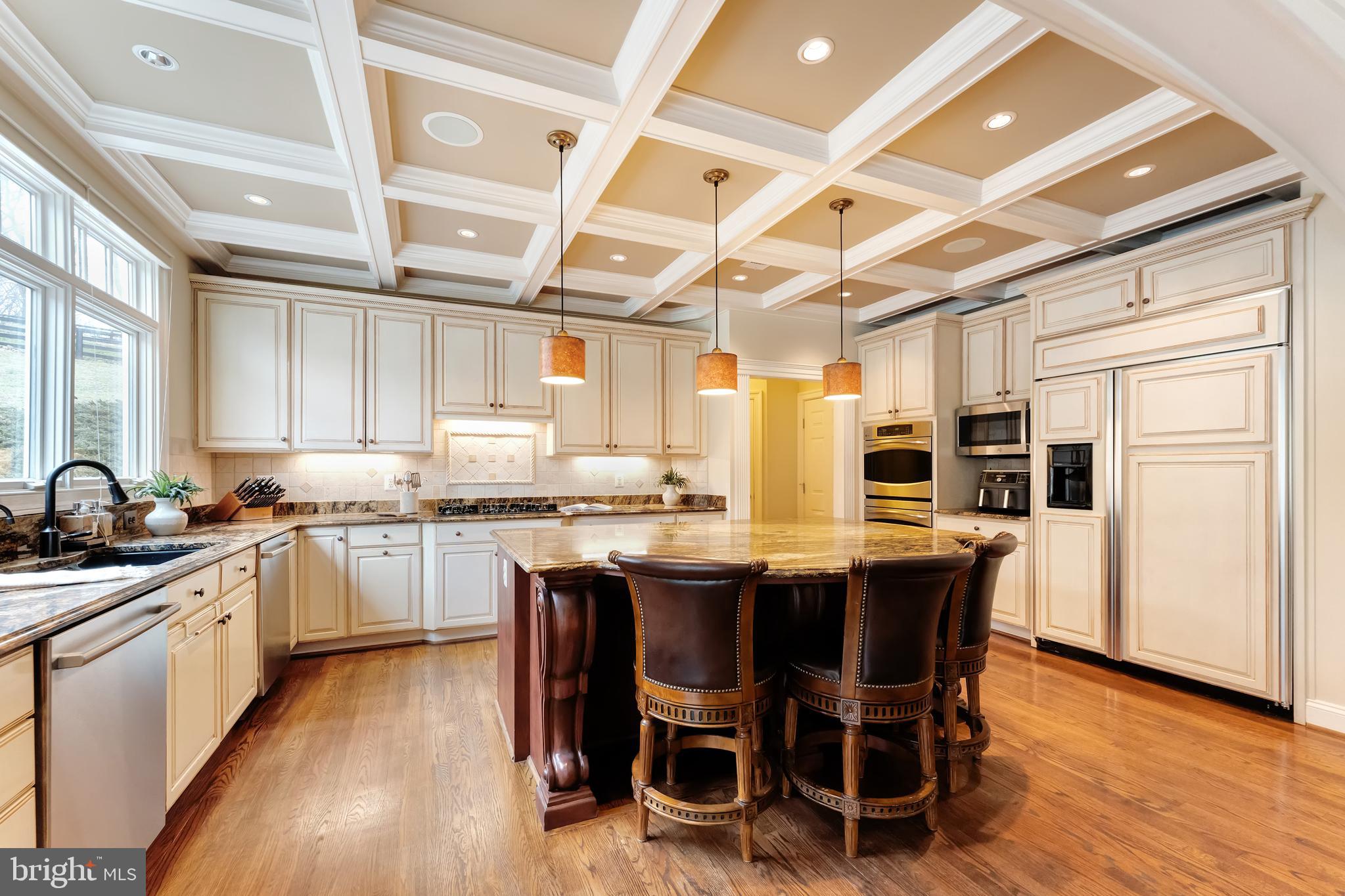 BEACON HILL - Residential