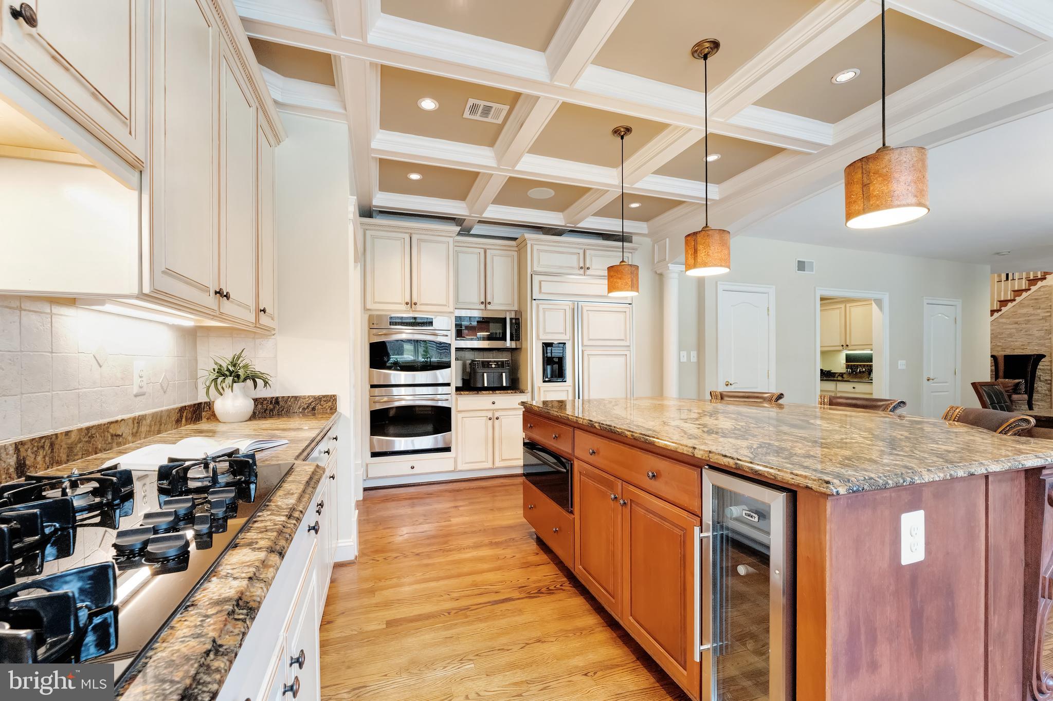 BEACON HILL - Residential