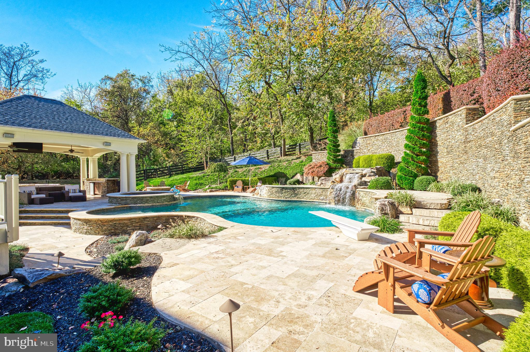 BEACON HILL - Residential