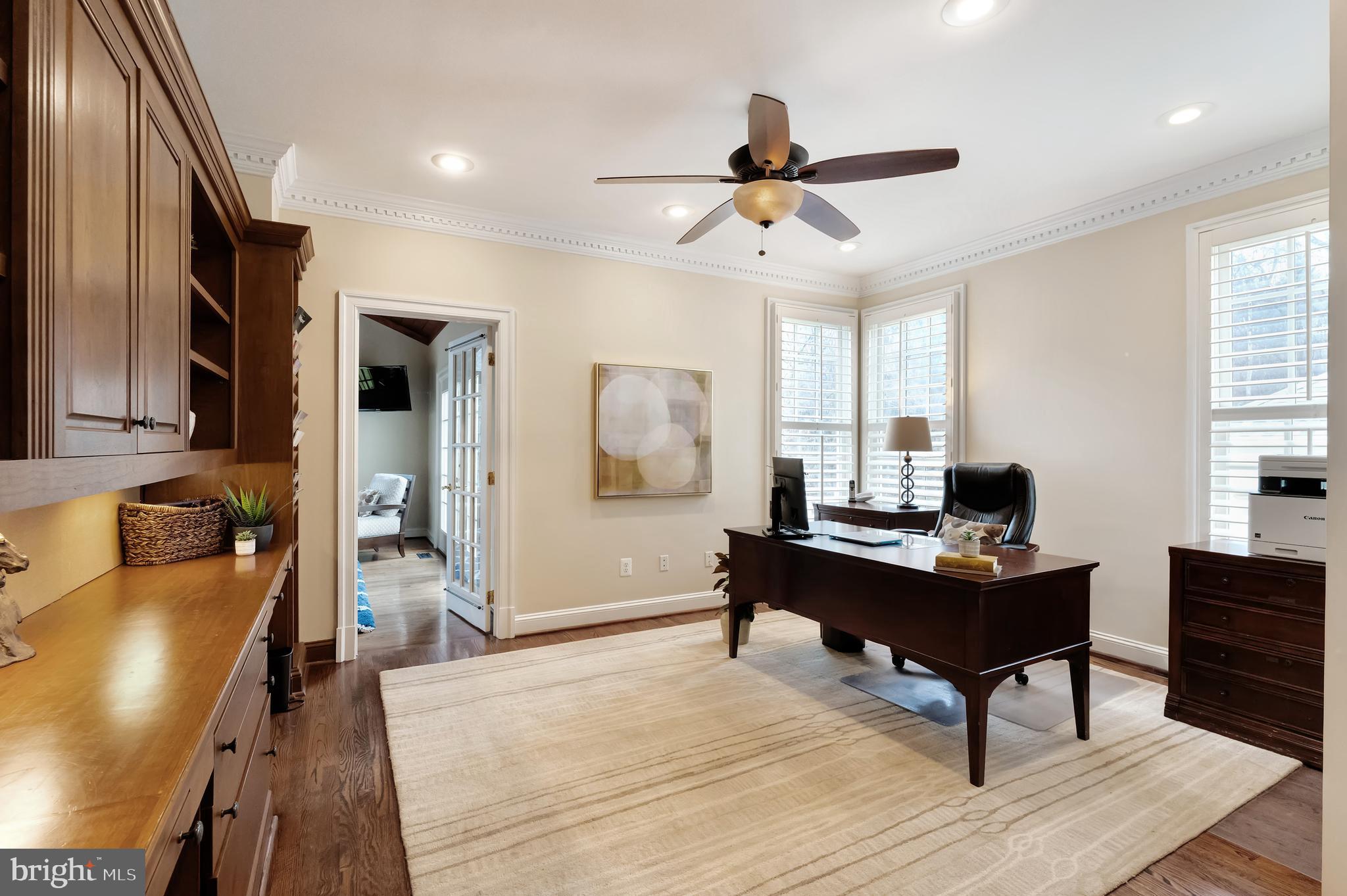 BEACON HILL - Residential