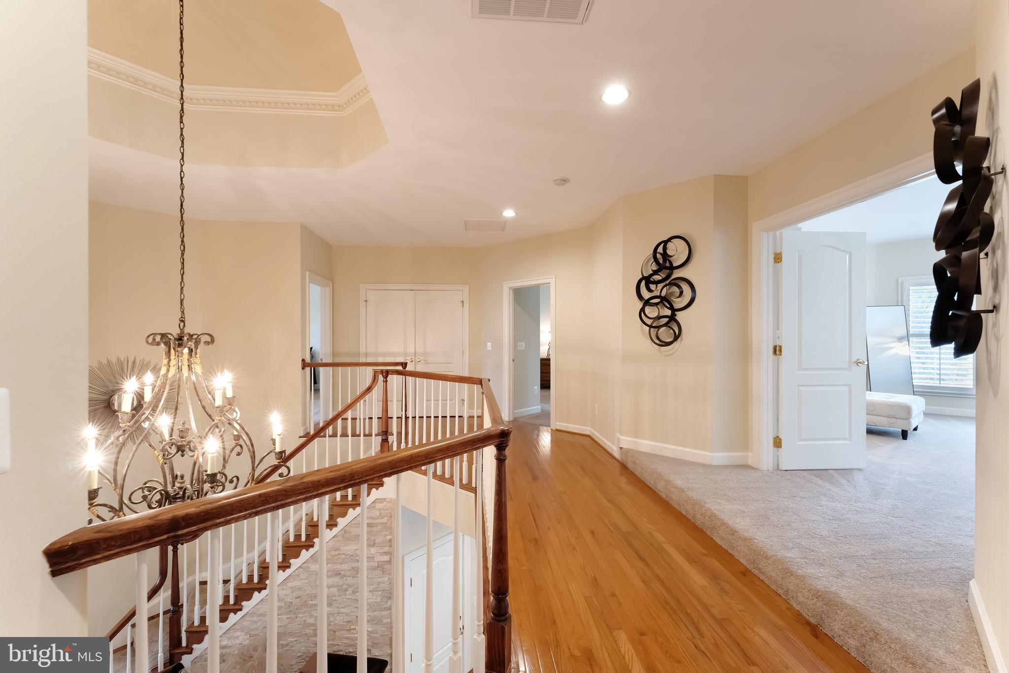 BEACON HILL - Residential