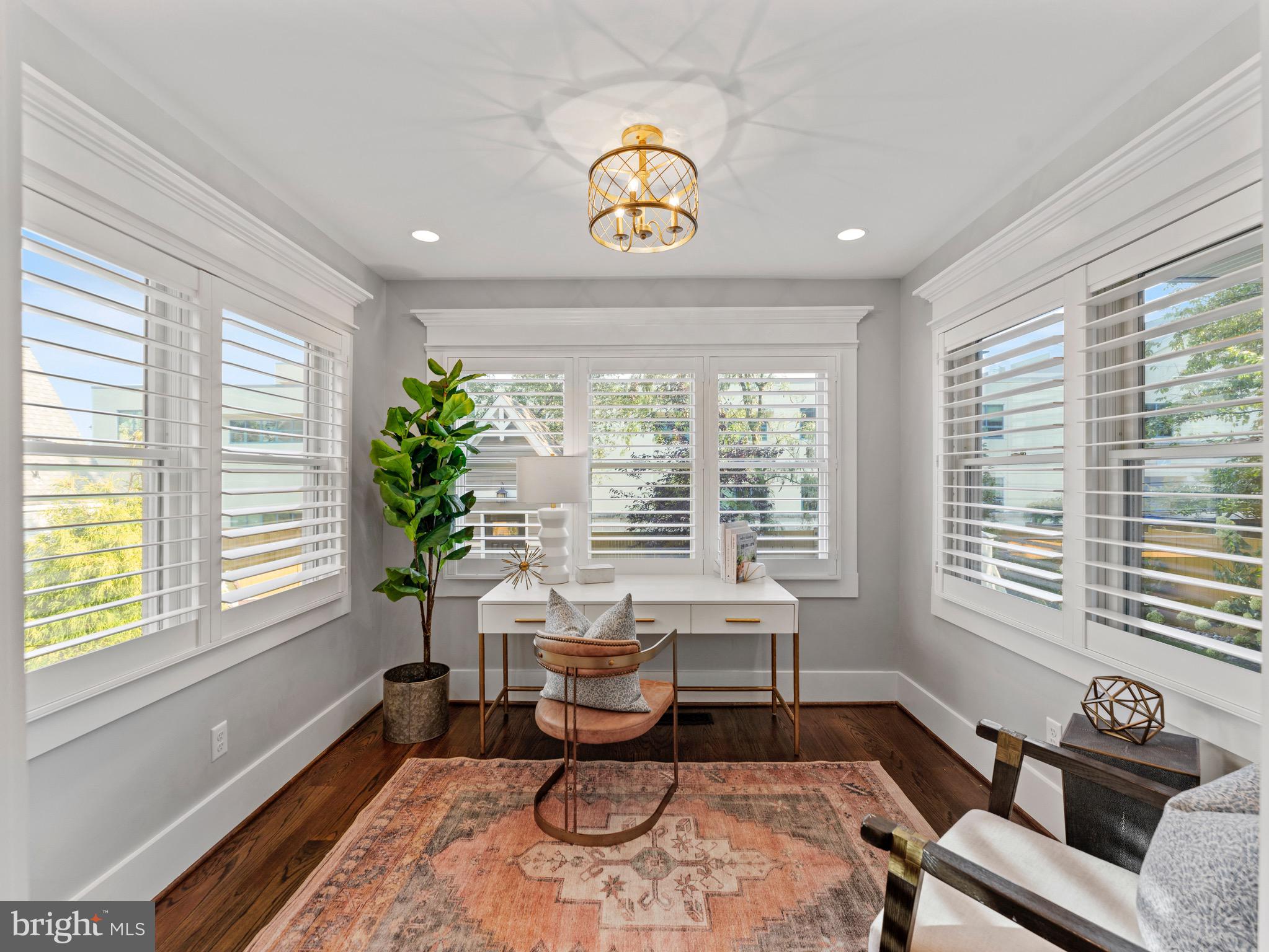 LYON PARK - Residential