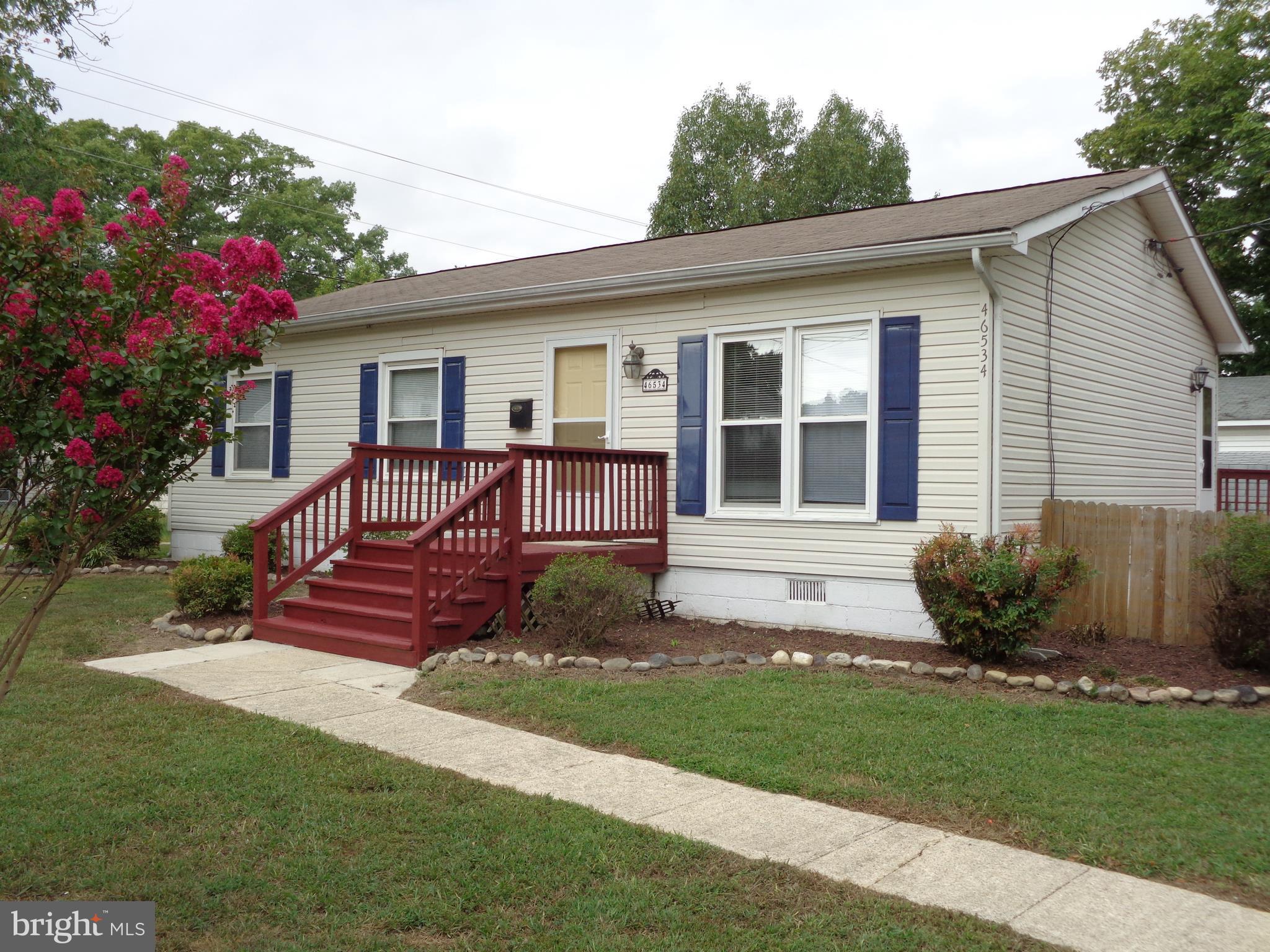 VALUE, VALUE, VALUE!!! WHERE CAN YOU OWN FOR LESS THAN RENT? RIGHT HERE! FRESH PAINT, NEW CARPET & CONSISTENT MAINTENANCE MEAN NO WORRIES! ENJOY A MEAL TOGETHER IN THE TRUE COUNTRY KITCHEN, CATCH THE BREEZE ON THE FRONT OR SIDE DECKS OR ROMP THE FENCED YARD...RELAX IN THE LARGE LIVING ROOM OR RETREAT TO THE GOOD-SIZED BEDROOMS...USE THE BIG SHED (WITH ELECTRIC) AS A WORKSHOP, CRAFT AREA OR JUST EXTRA STORAGE...SEE IT FOR YOURSELF!