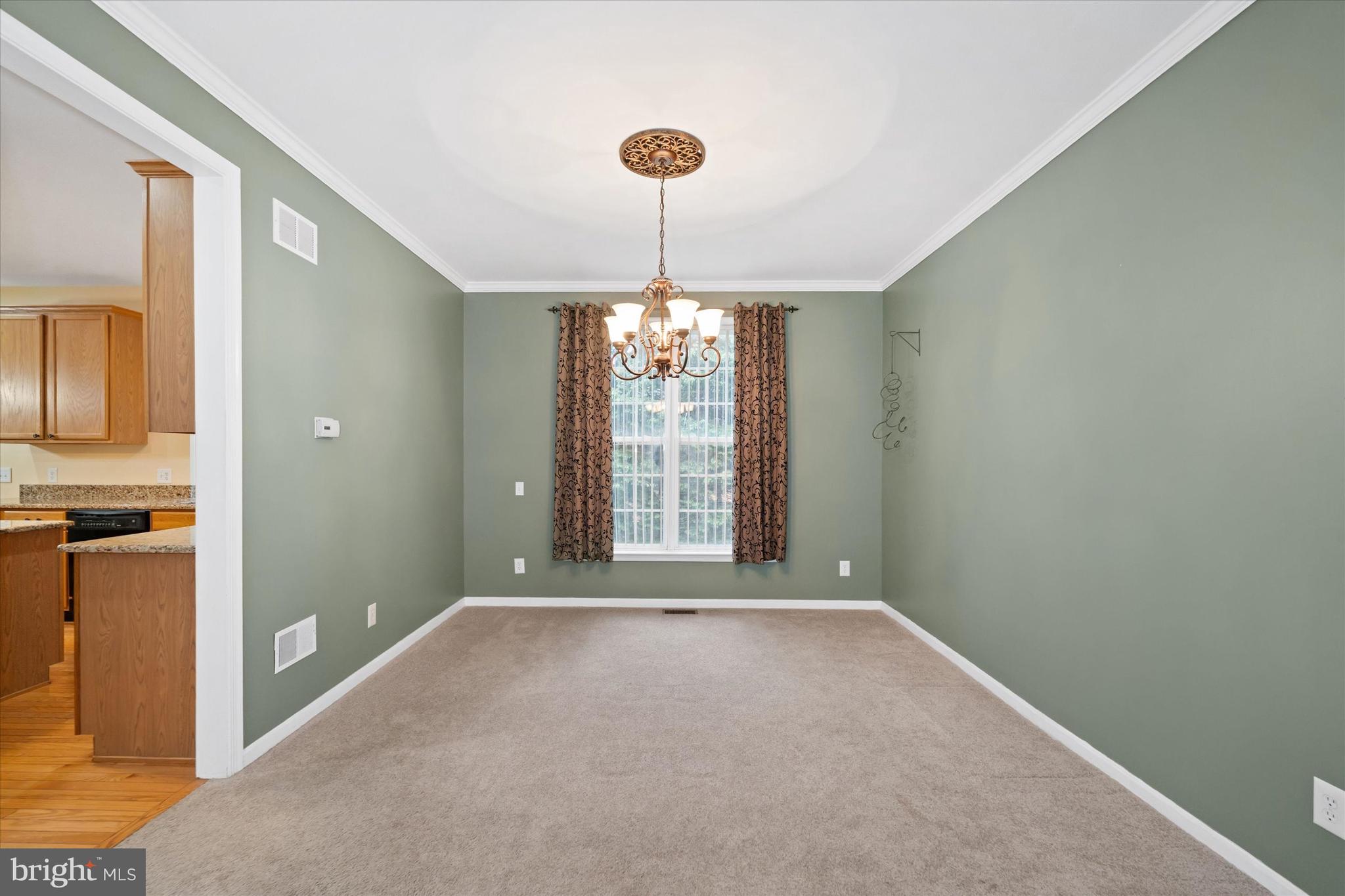 CRICKLEWOOD - Residential