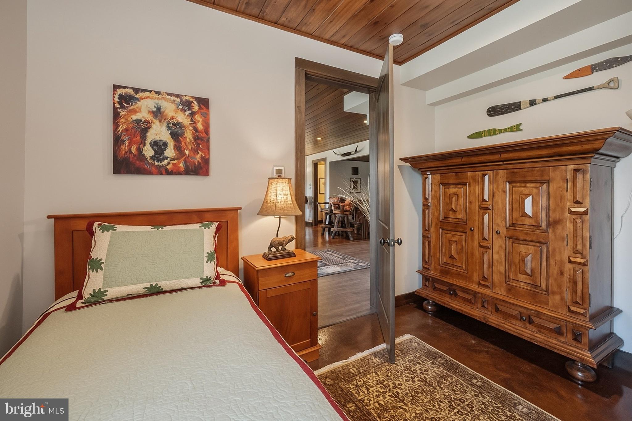 WATERSIDE AT WISP - Residential