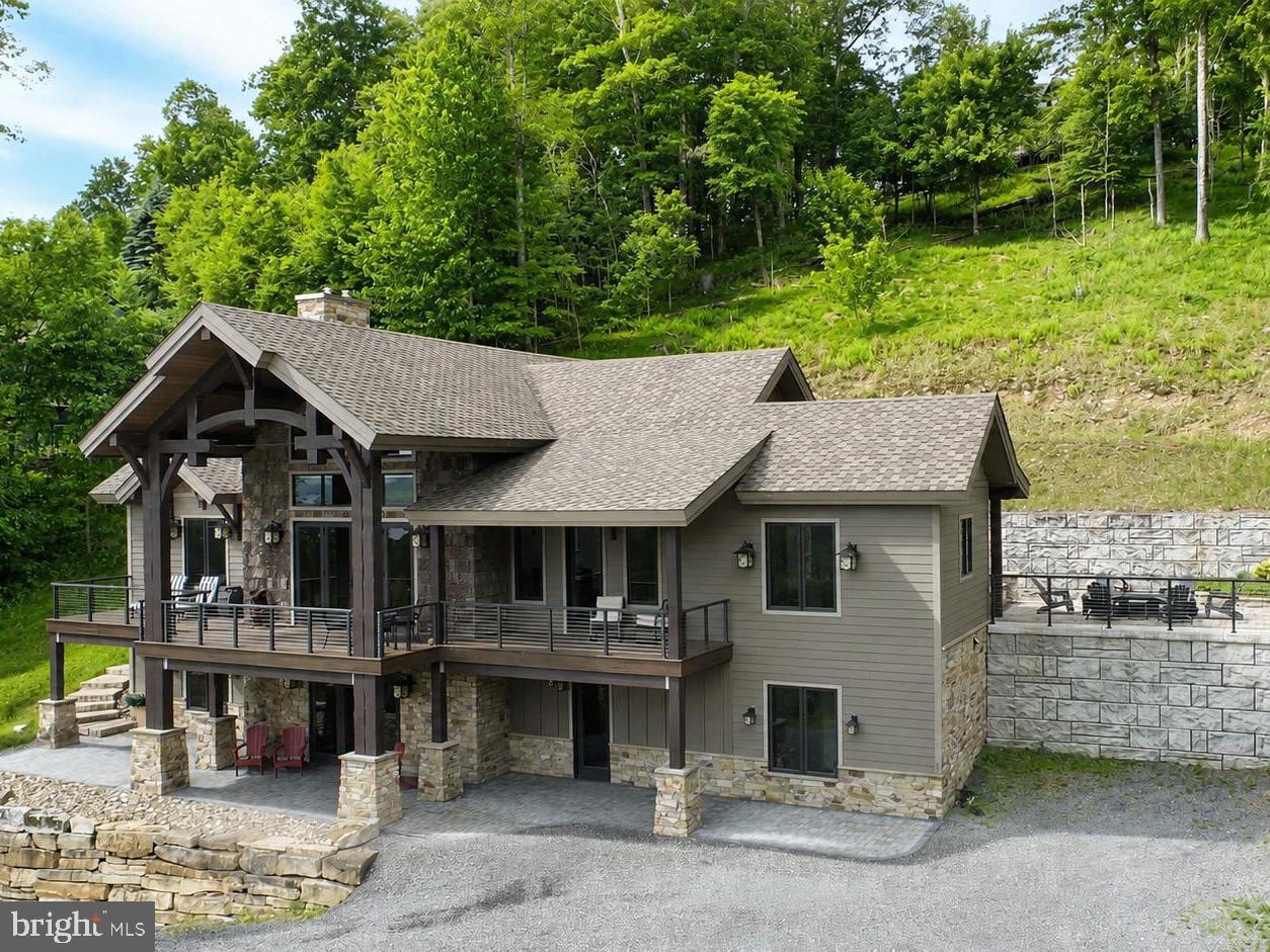 WATERSIDE AT WISP - Residential