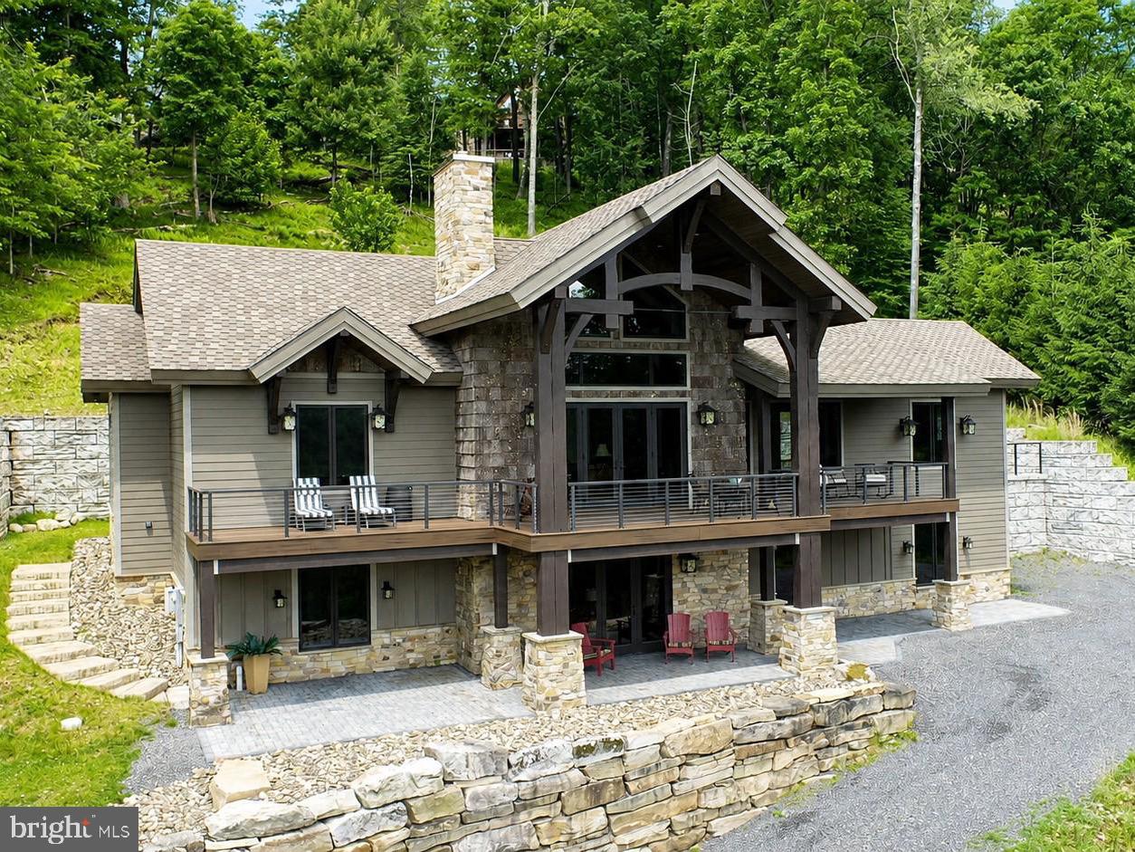 WATERSIDE AT WISP - Residential
