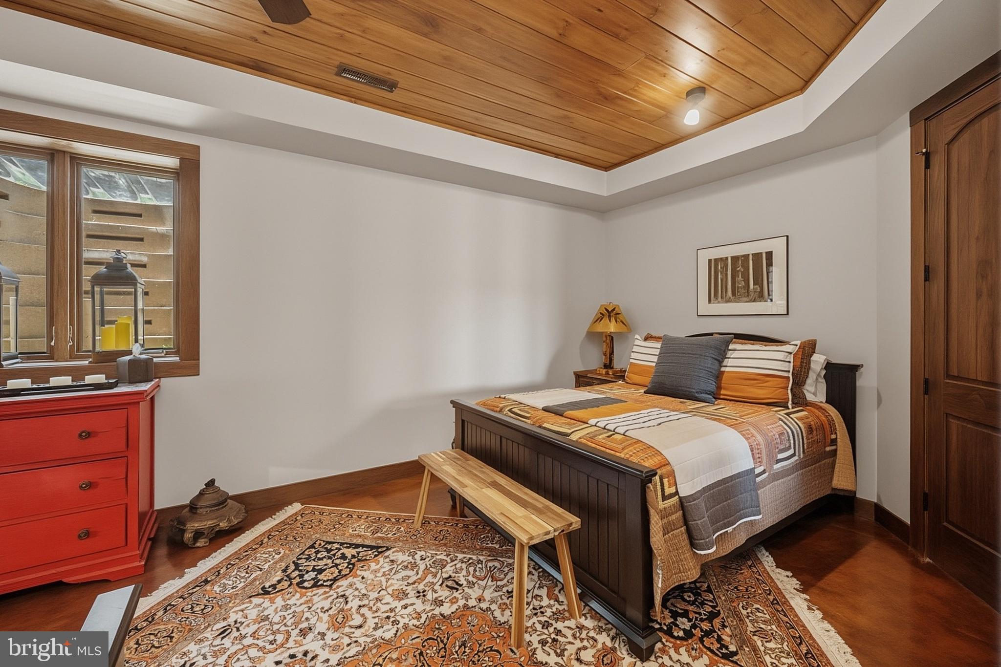 WATERSIDE AT WISP - Residential