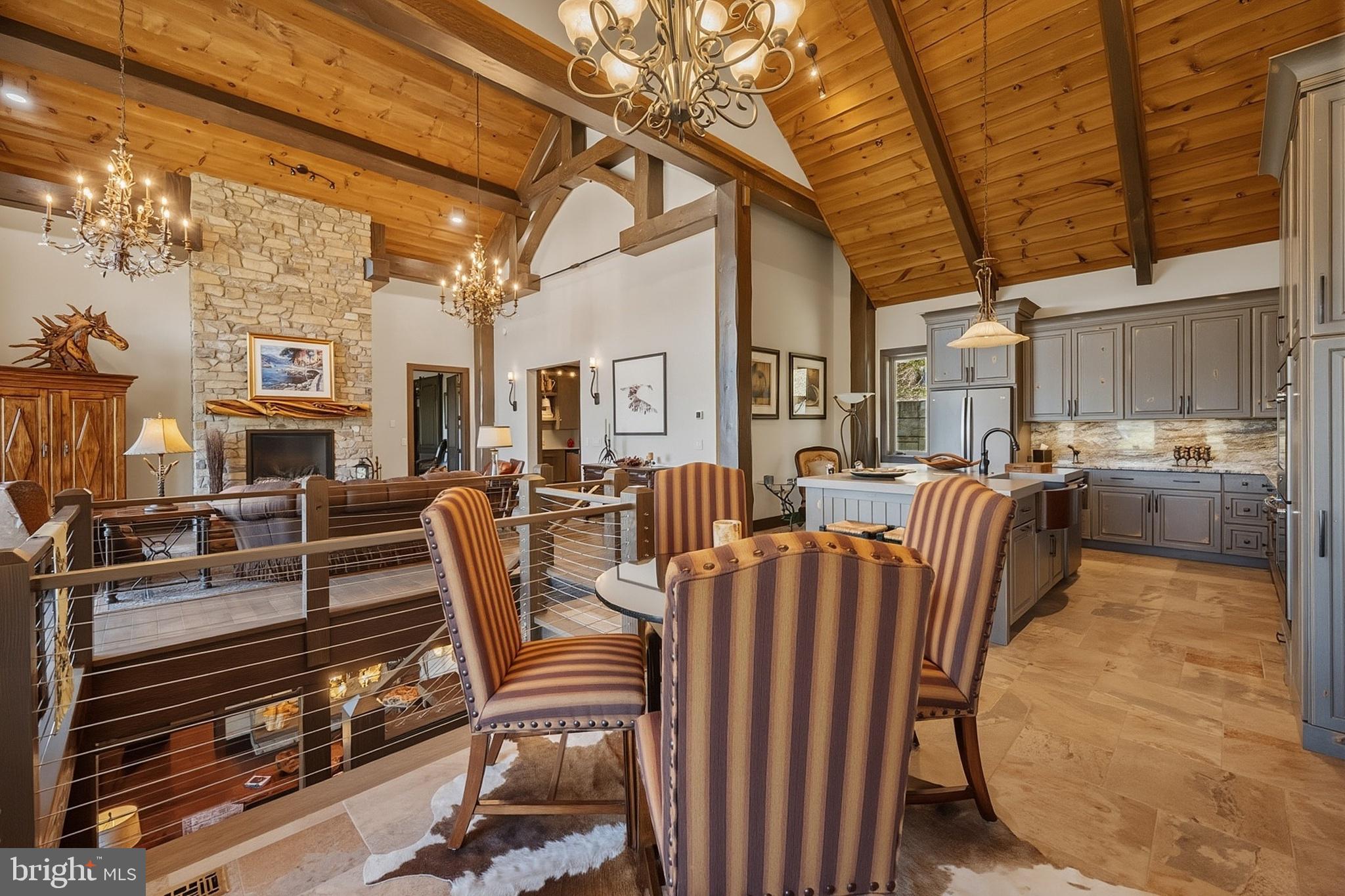 WATERSIDE AT WISP - Residential