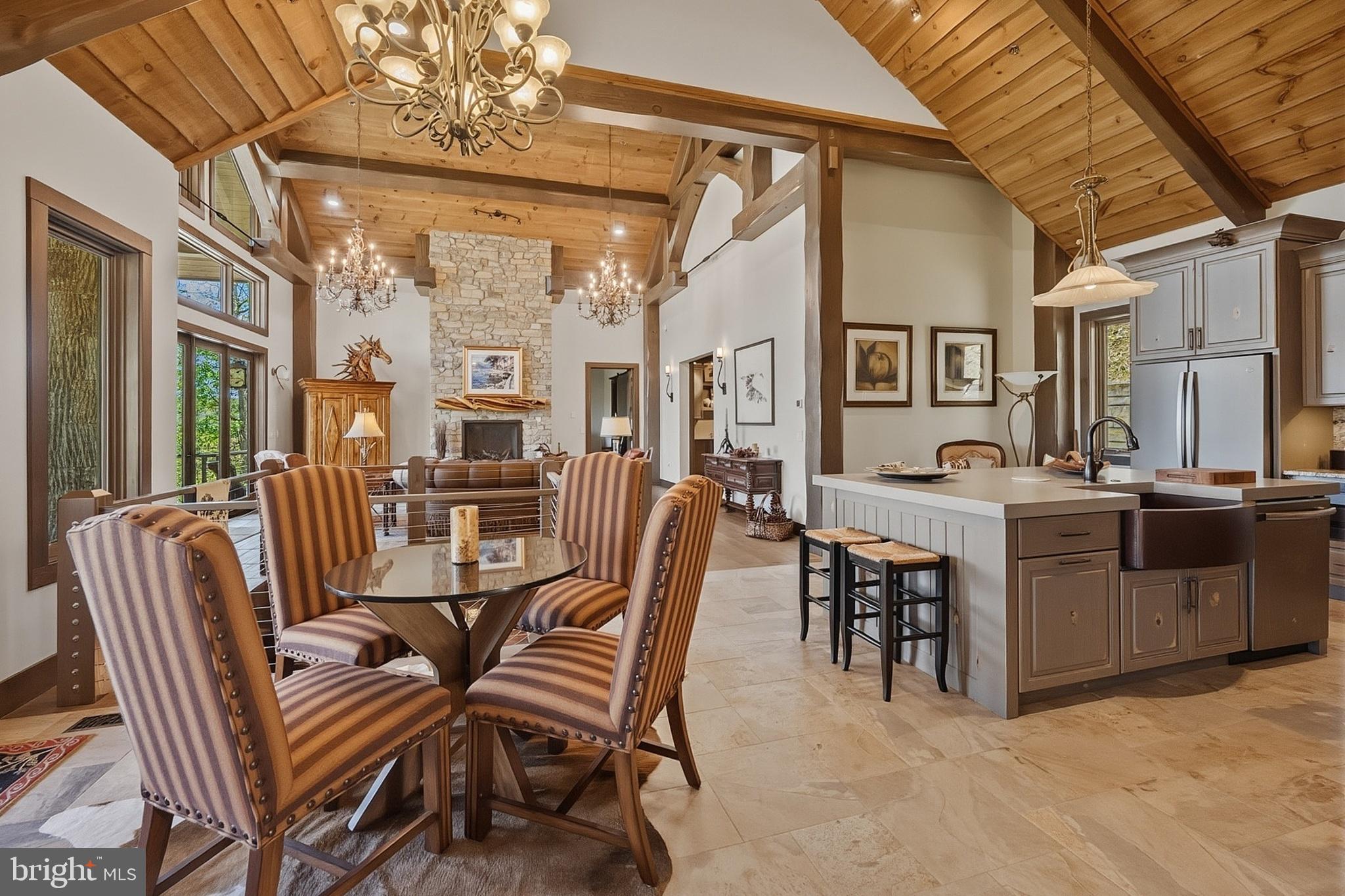 WATERSIDE AT WISP - Residential