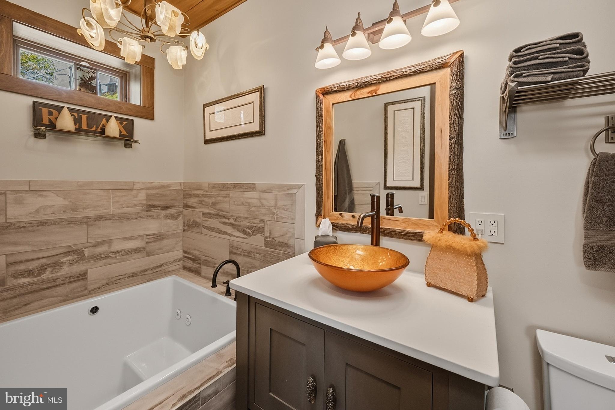 WATERSIDE AT WISP - Residential