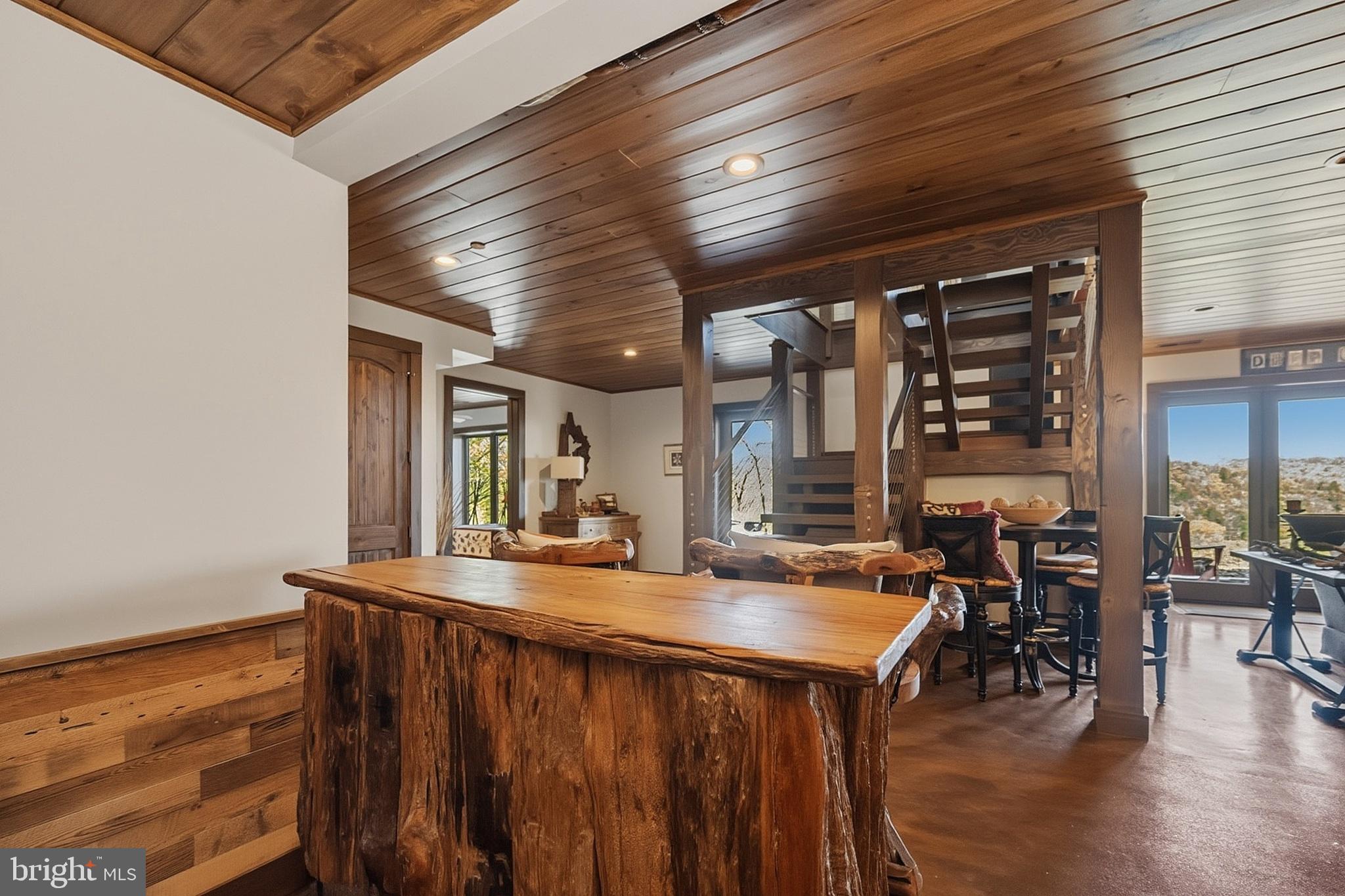WATERSIDE AT WISP - Residential