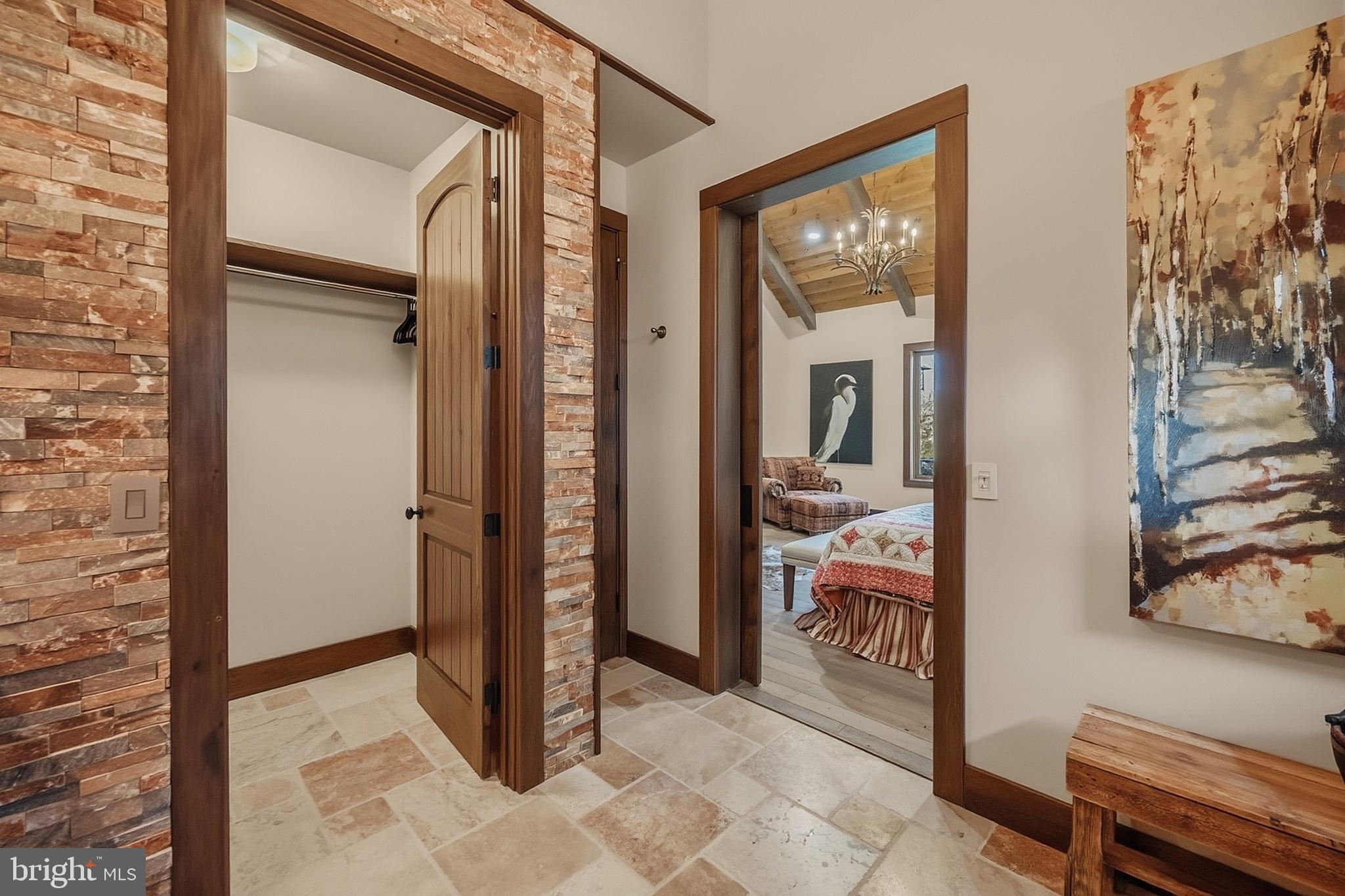 WATERSIDE AT WISP - Residential