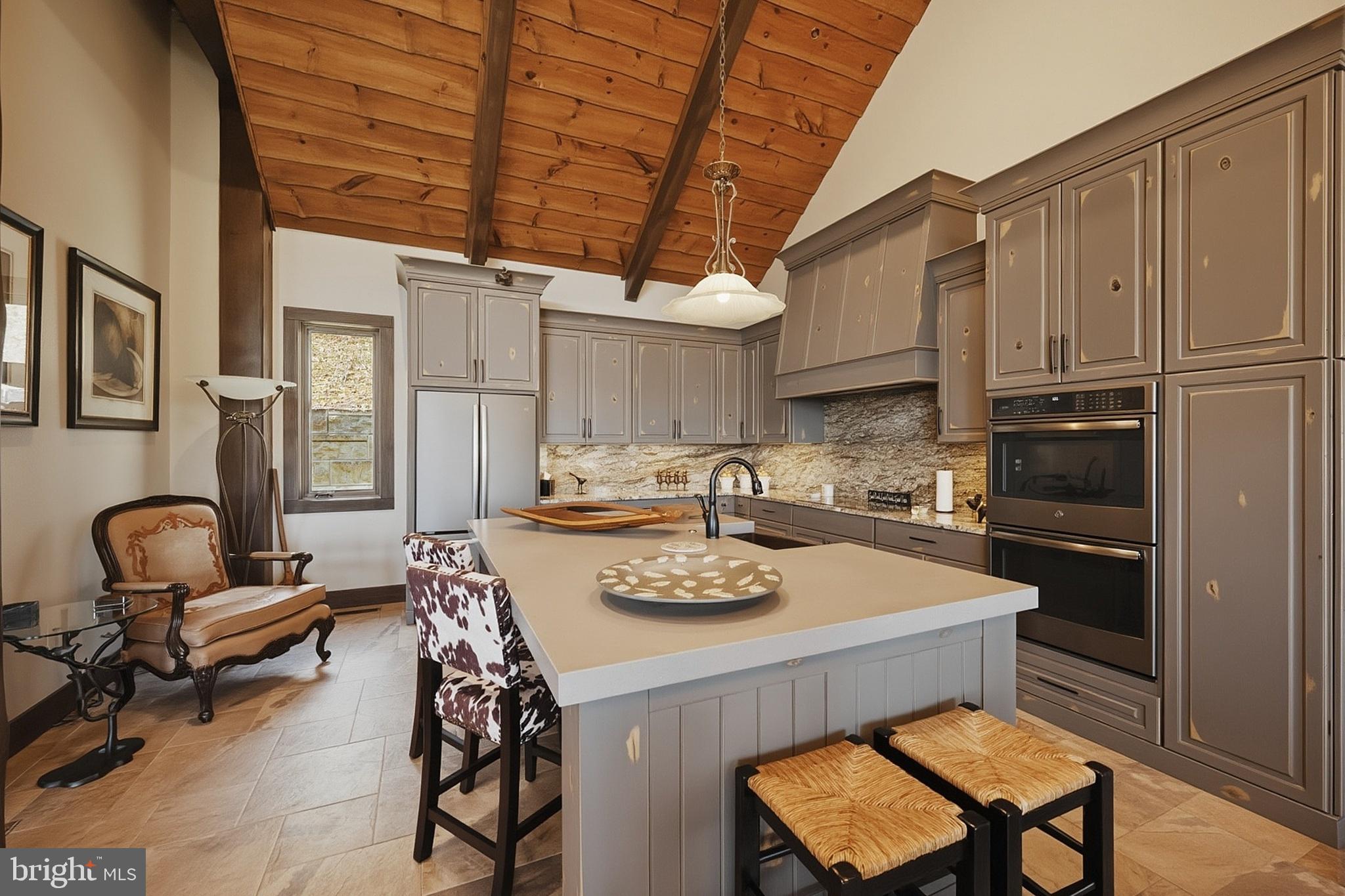 WATERSIDE AT WISP - Residential