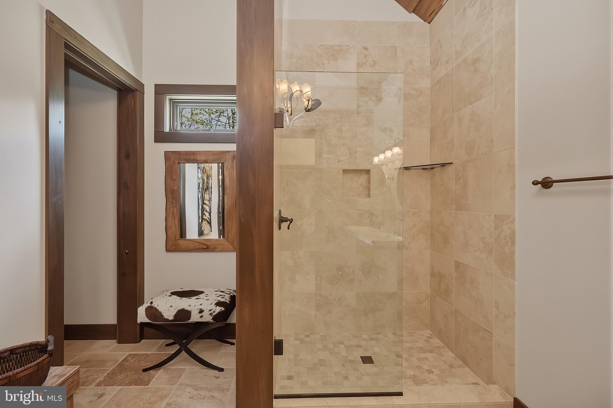 WATERSIDE AT WISP - Residential