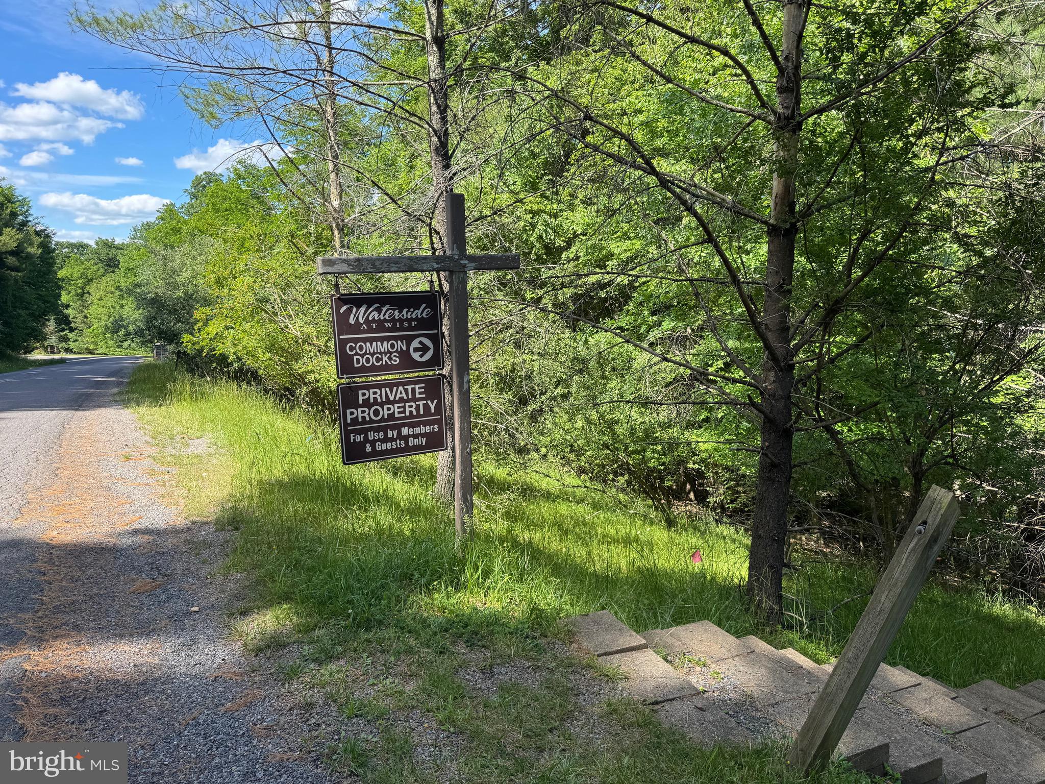 WATERSIDE AT WISP - Residential