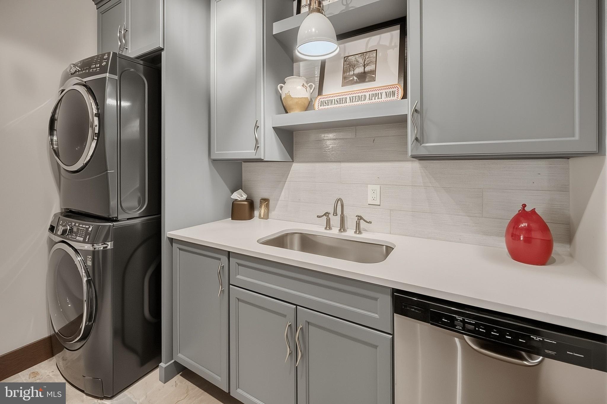 WATERSIDE AT WISP - Residential