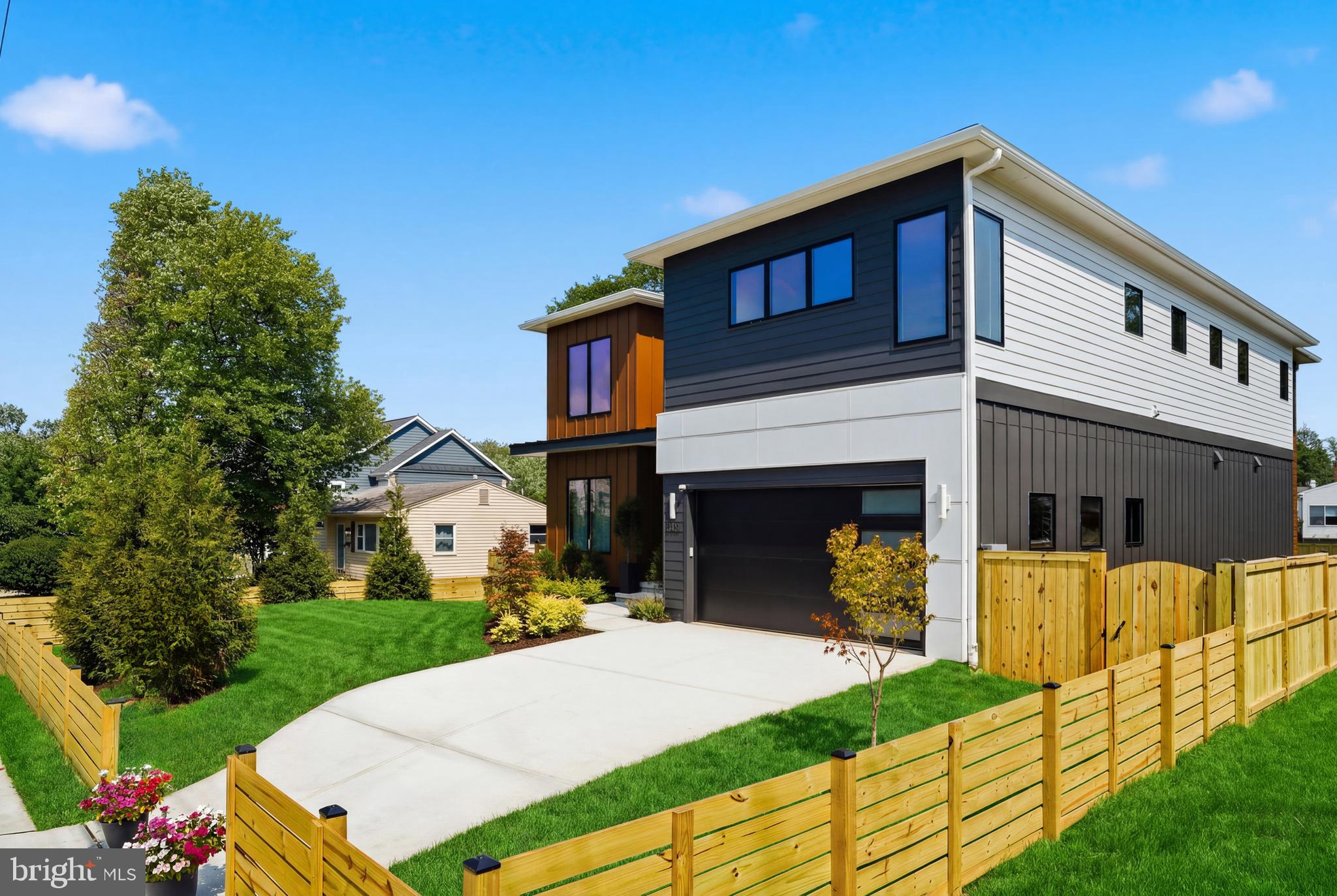 PIMMIT HILLS - Residential
