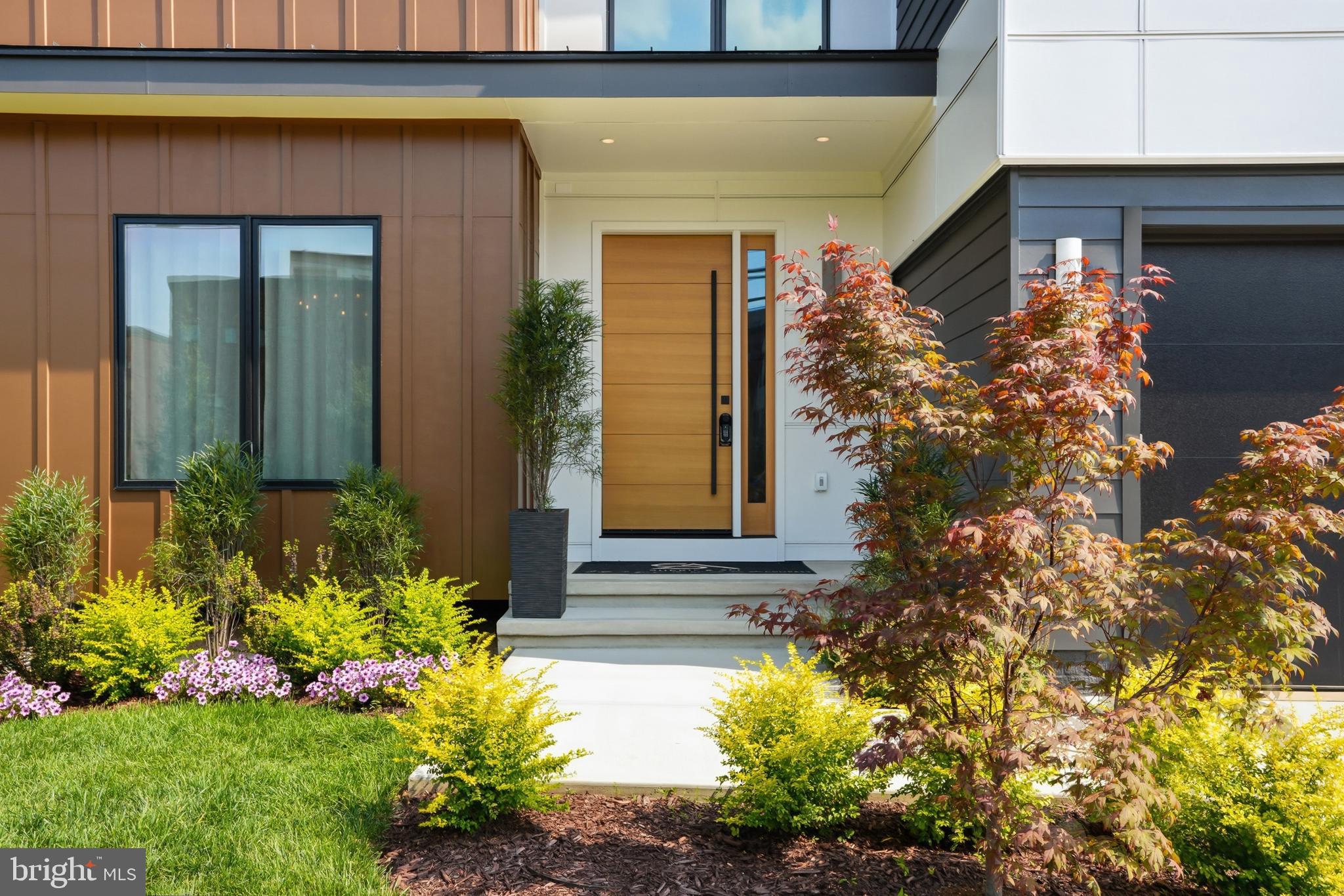 PIMMIT HILLS - Residential