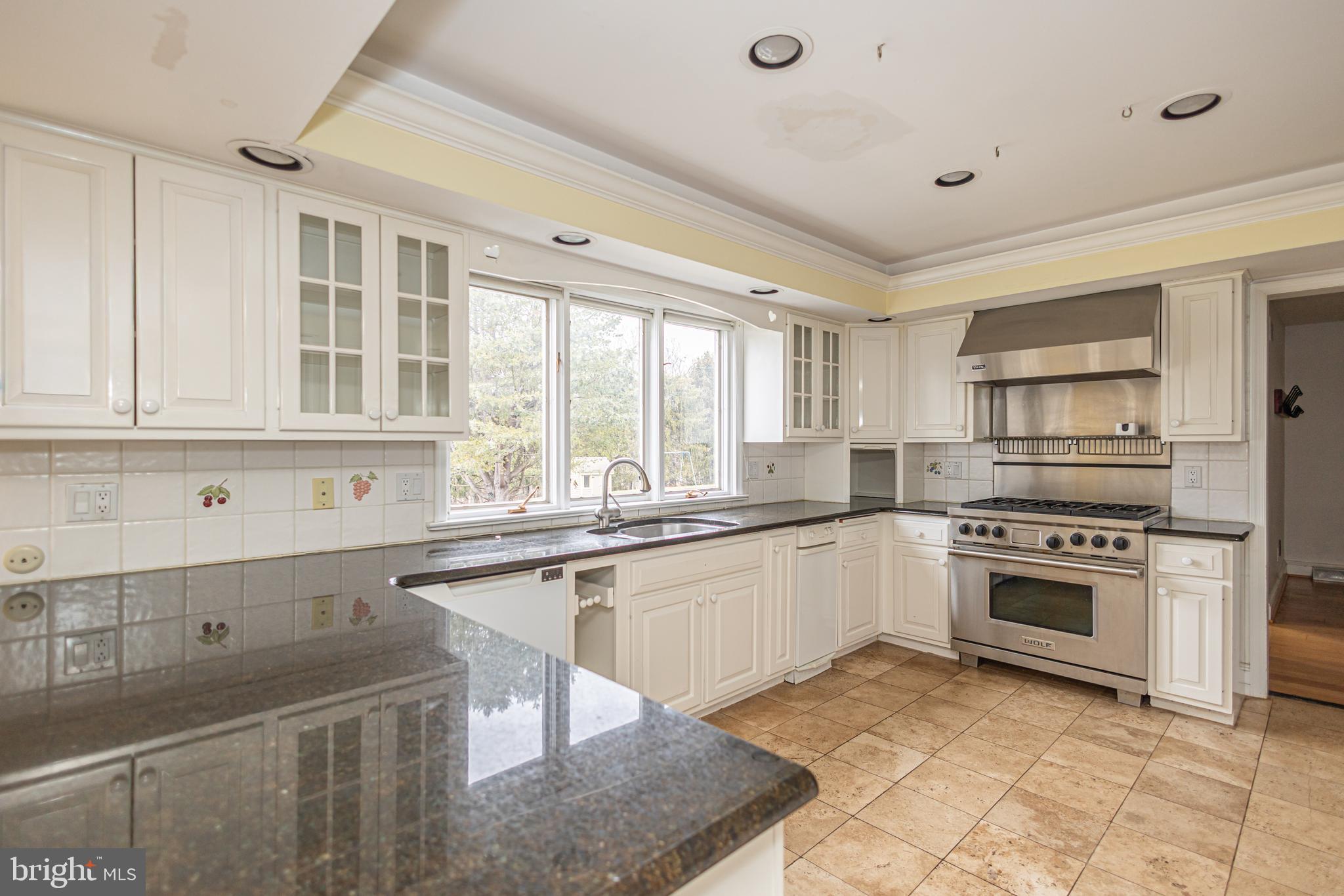WASHINGTON MDWS - Residential