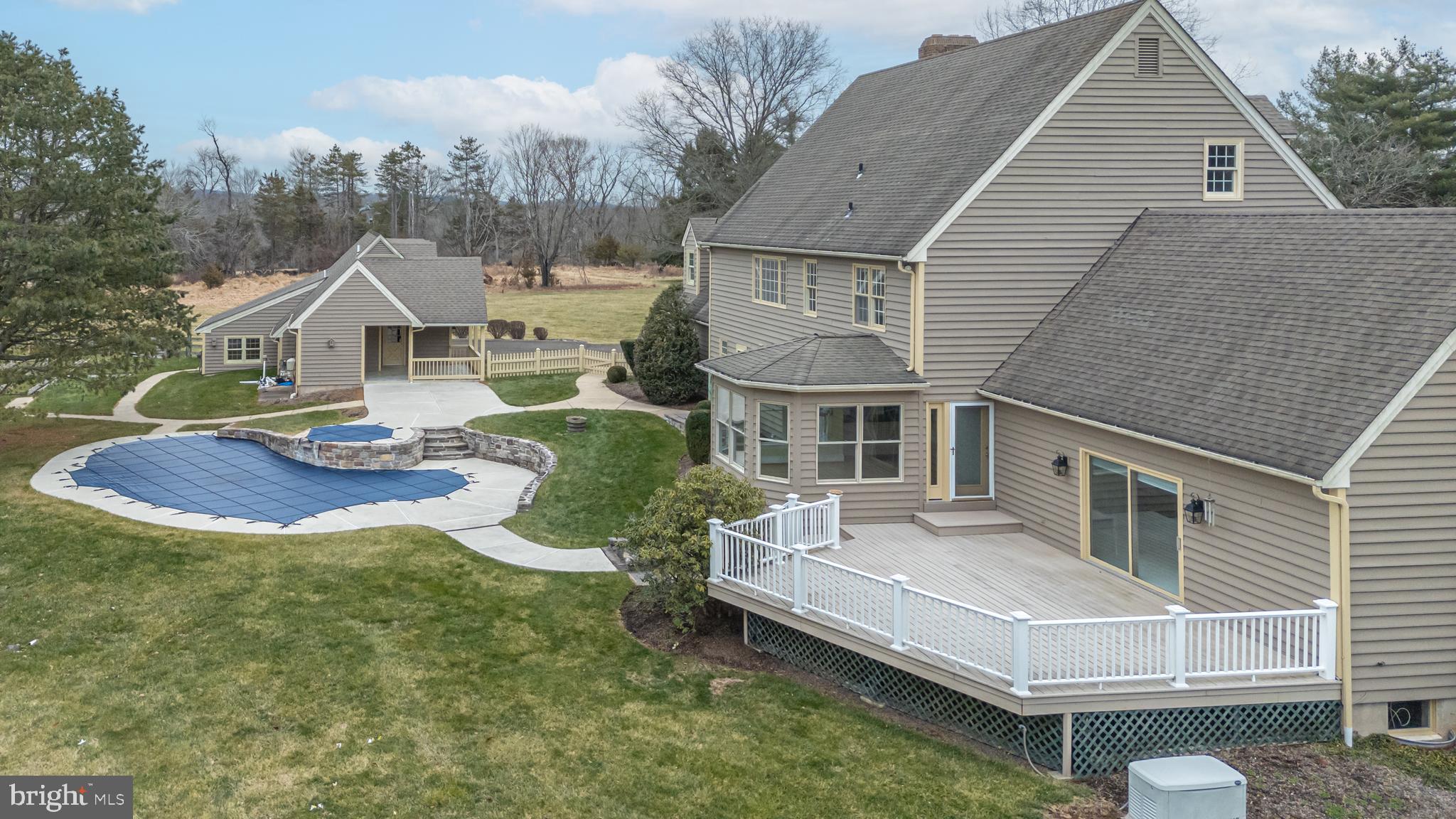 WASHINGTON MDWS - Residential
