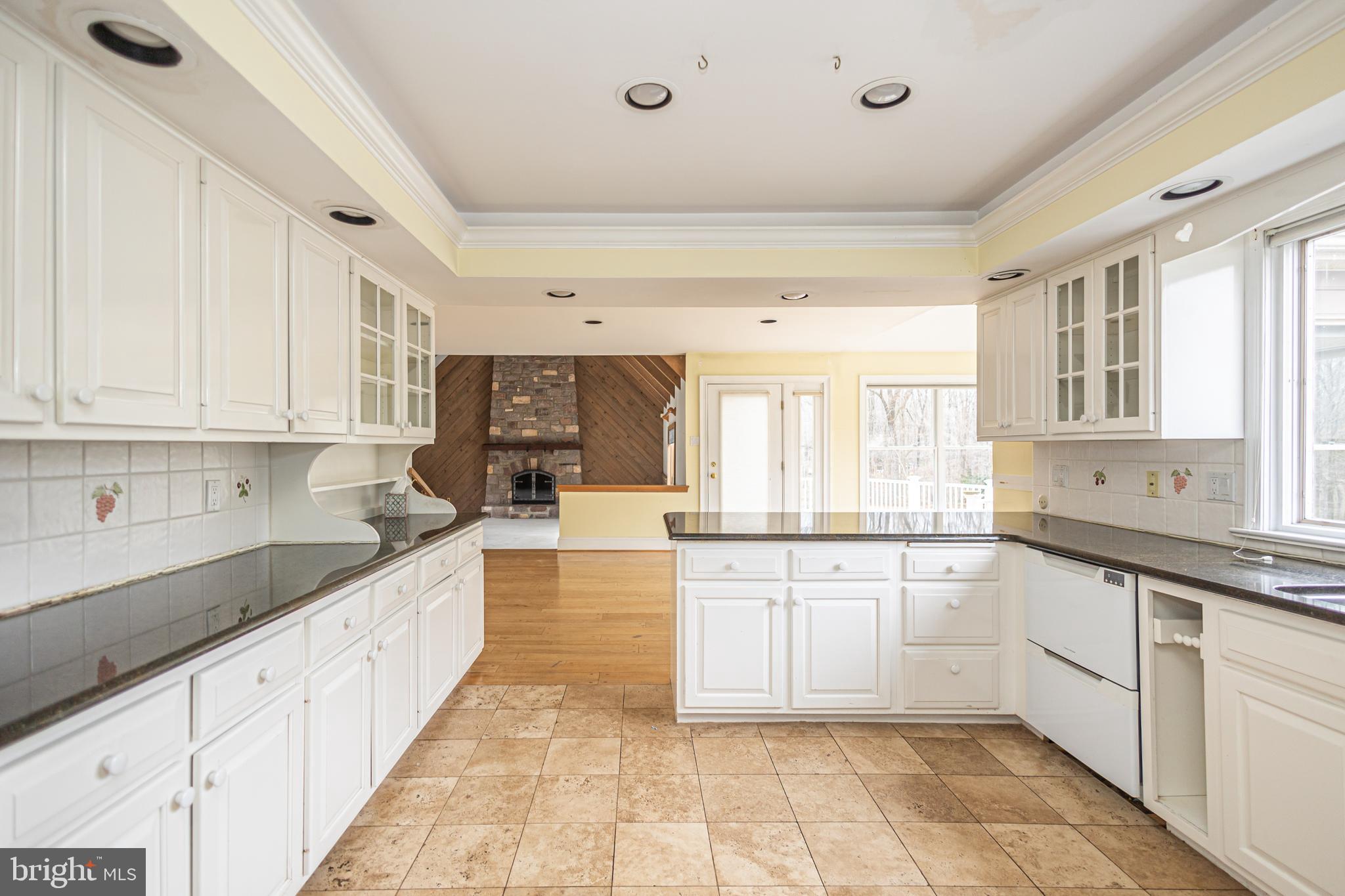 WASHINGTON MDWS - Residential