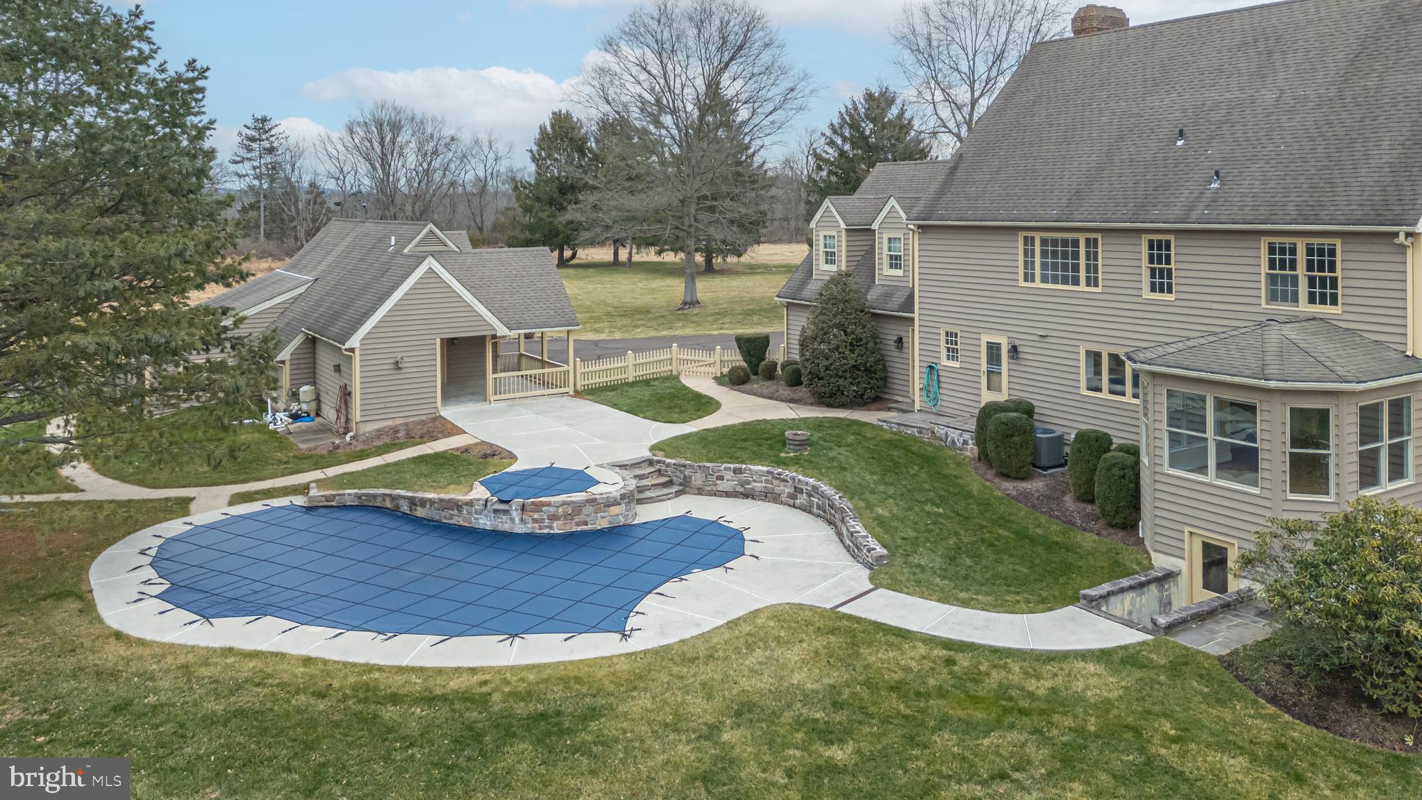 WASHINGTON MDWS - Residential
